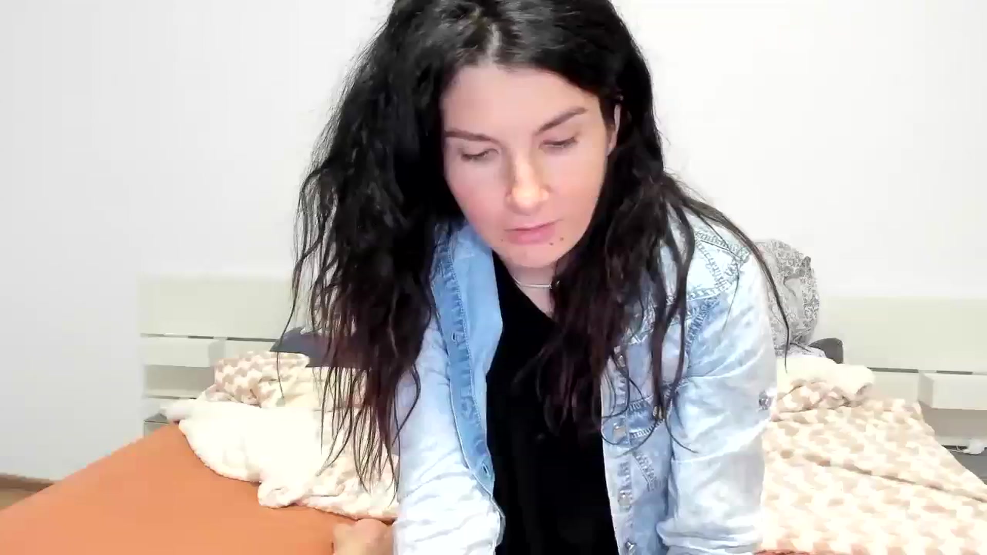 Gallery image thumbnail from SiouxPrincess's myfreecams stream on, 11/13/2023, 23:12 image 16 of 20