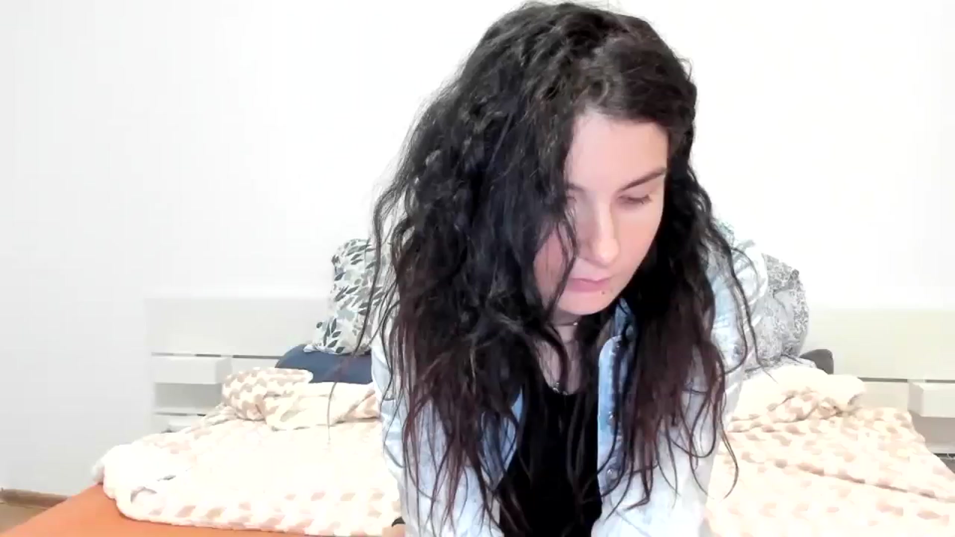 Gallery image thumbnail from SiouxPrincess's myfreecams stream on, 11/13/2023, 23:12 image 1 of 20
