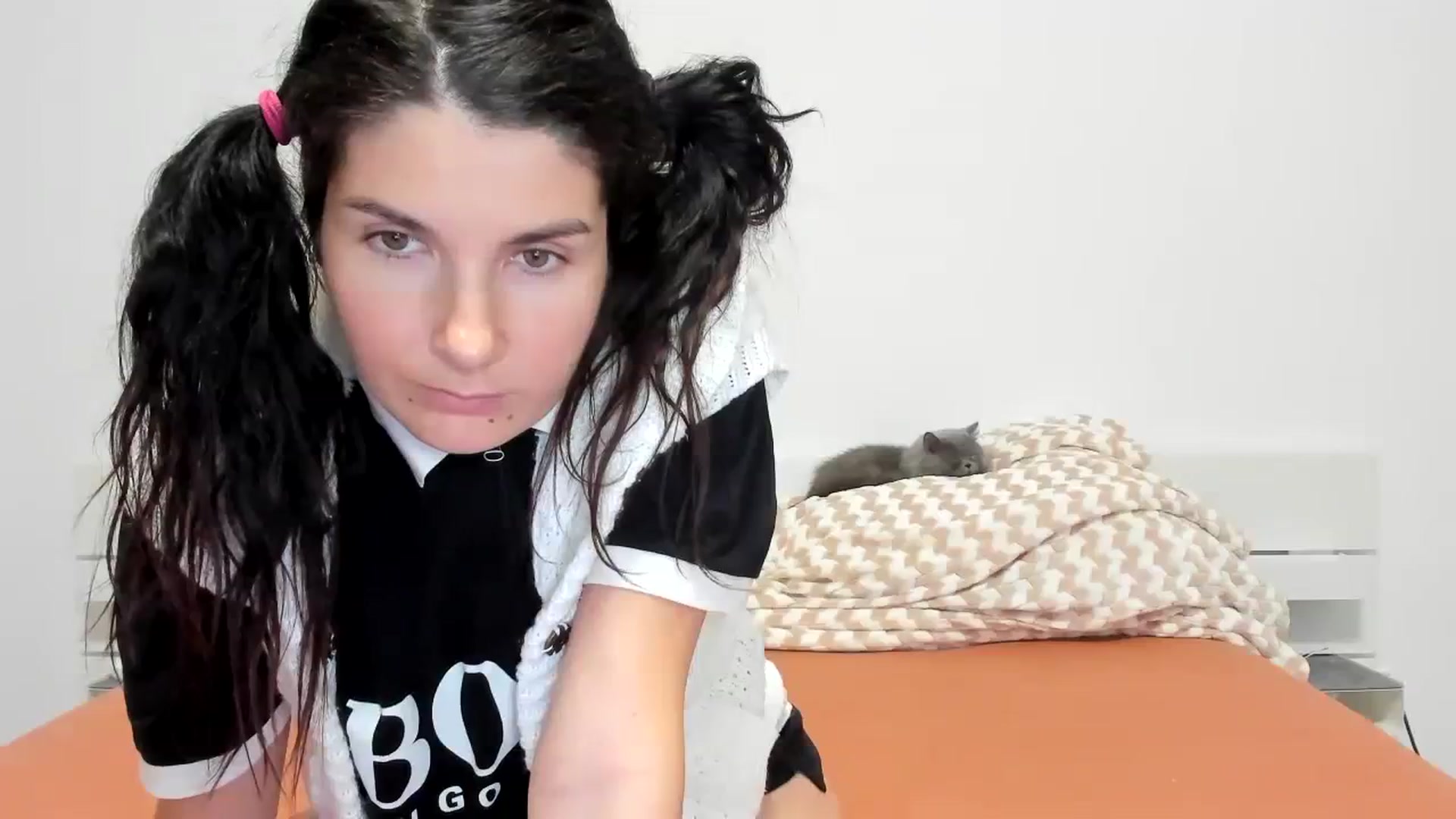 Gallery image thumbnail from SiouxPrincess's myfreecams stream on, 11/14/2023, 22:58 image 17 of 20