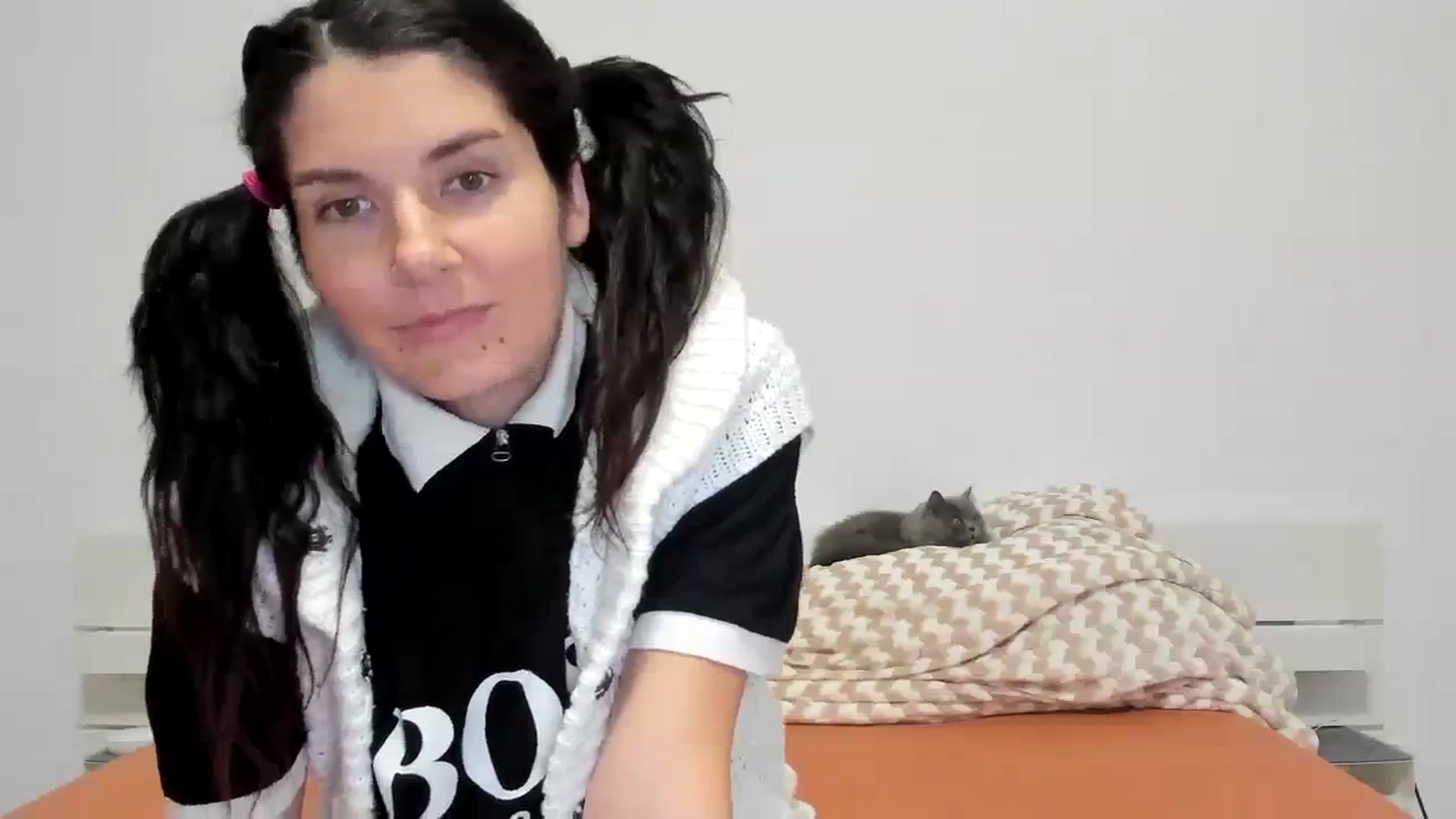 Gallery image thumbnail from SiouxPrincess's myfreecams stream on, 11/14/2023, 22:58 image 4 of 20