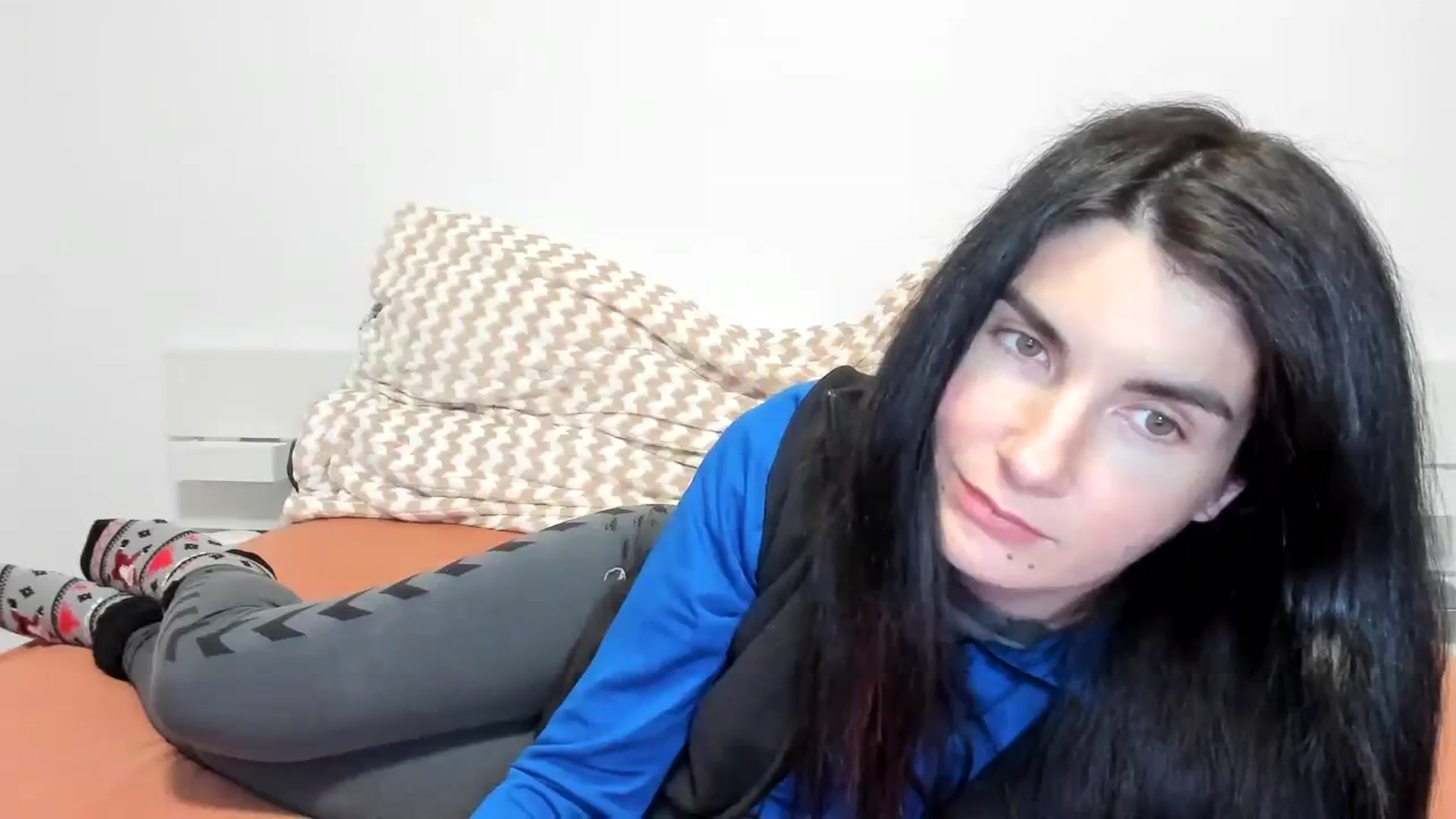 Gallery image thumbnail from SiouxPrincess's myfreecams stream on, 11/15/2023, 23:21 image 10 of 20