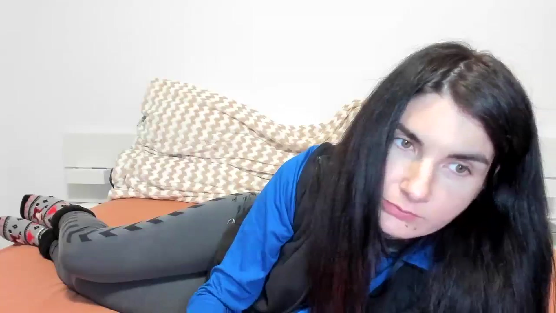 Gallery image thumbnail from SiouxPrincess's myfreecams stream on, 11/15/2023, 23:21 image 8 of 20
