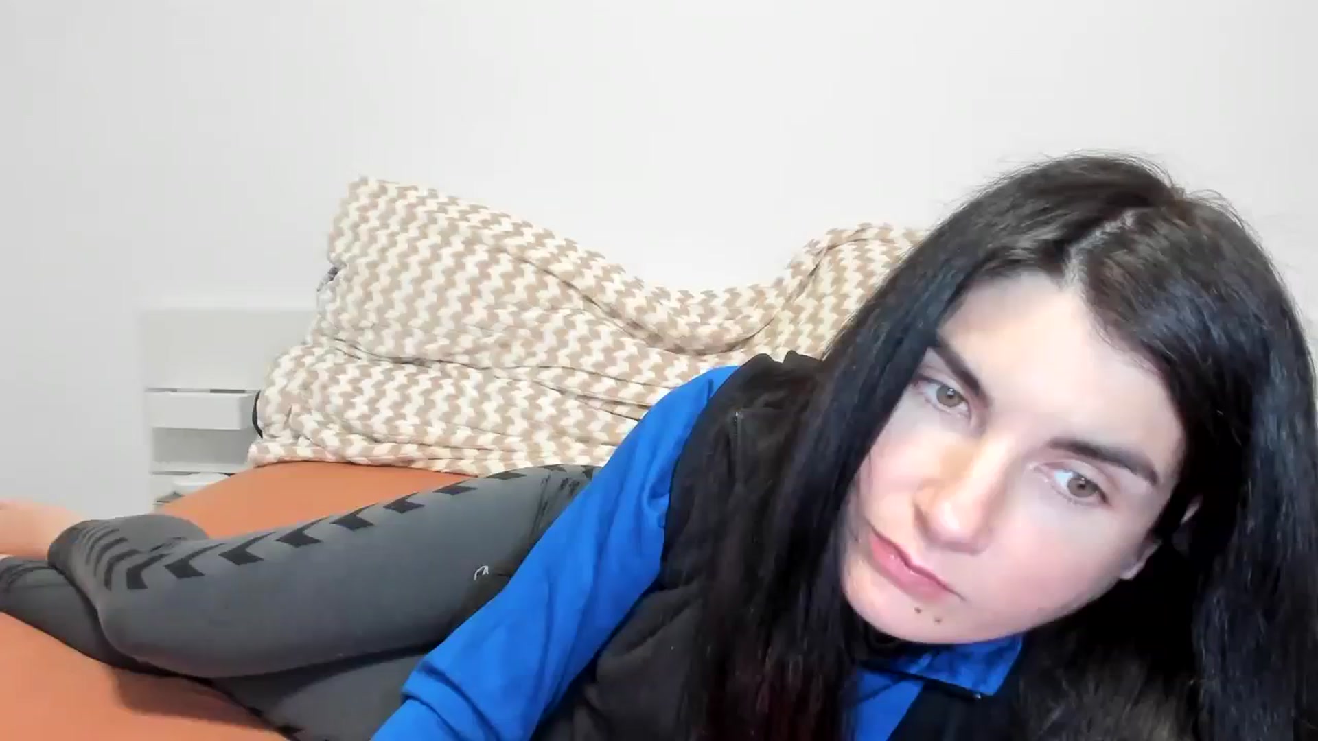 Gallery image thumbnail from SiouxPrincess's myfreecams stream on, 11/15/2023, 23:21 image 1 of 20