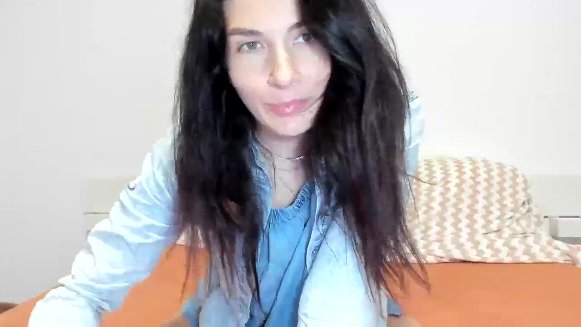Gallery image thumbnail from SiouxPrincess's myfreecams stream on, 11/17/2023, 22:27 image 15 of 20