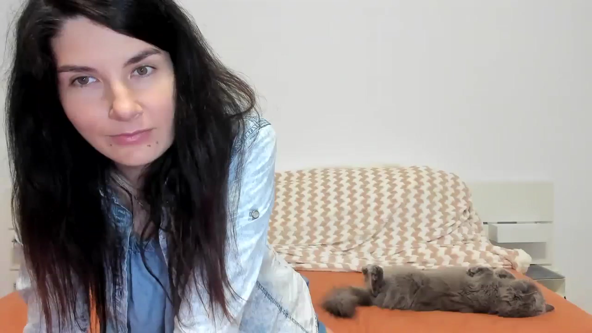 Gallery image thumbnail from SiouxPrincess's myfreecams stream on, 11/17/2023, 23:23 image 5 of 20