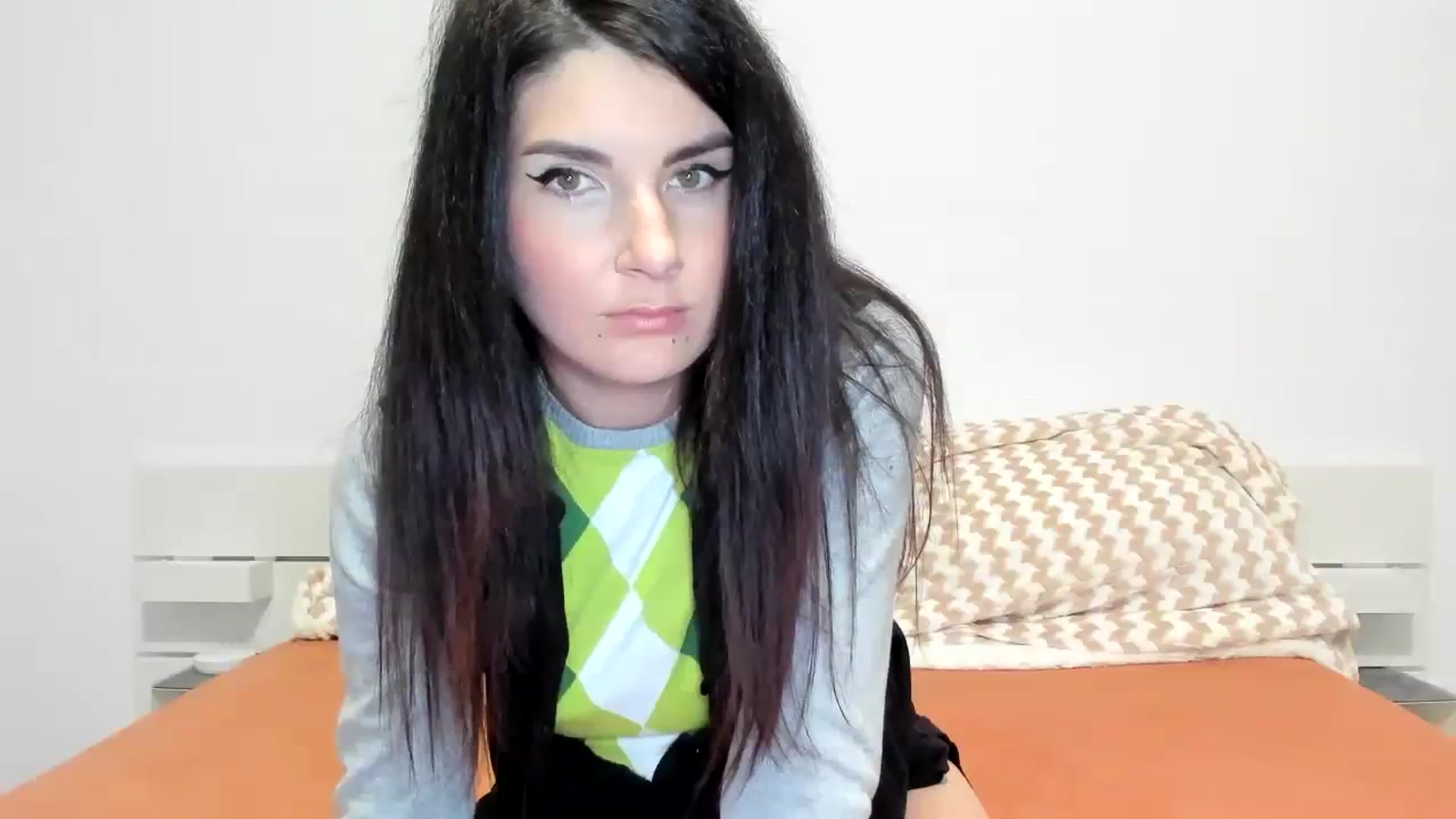 Gallery image thumbnail from SiouxPrincess's myfreecams stream on, 11/18/2023, 23:30 image 4 of 20