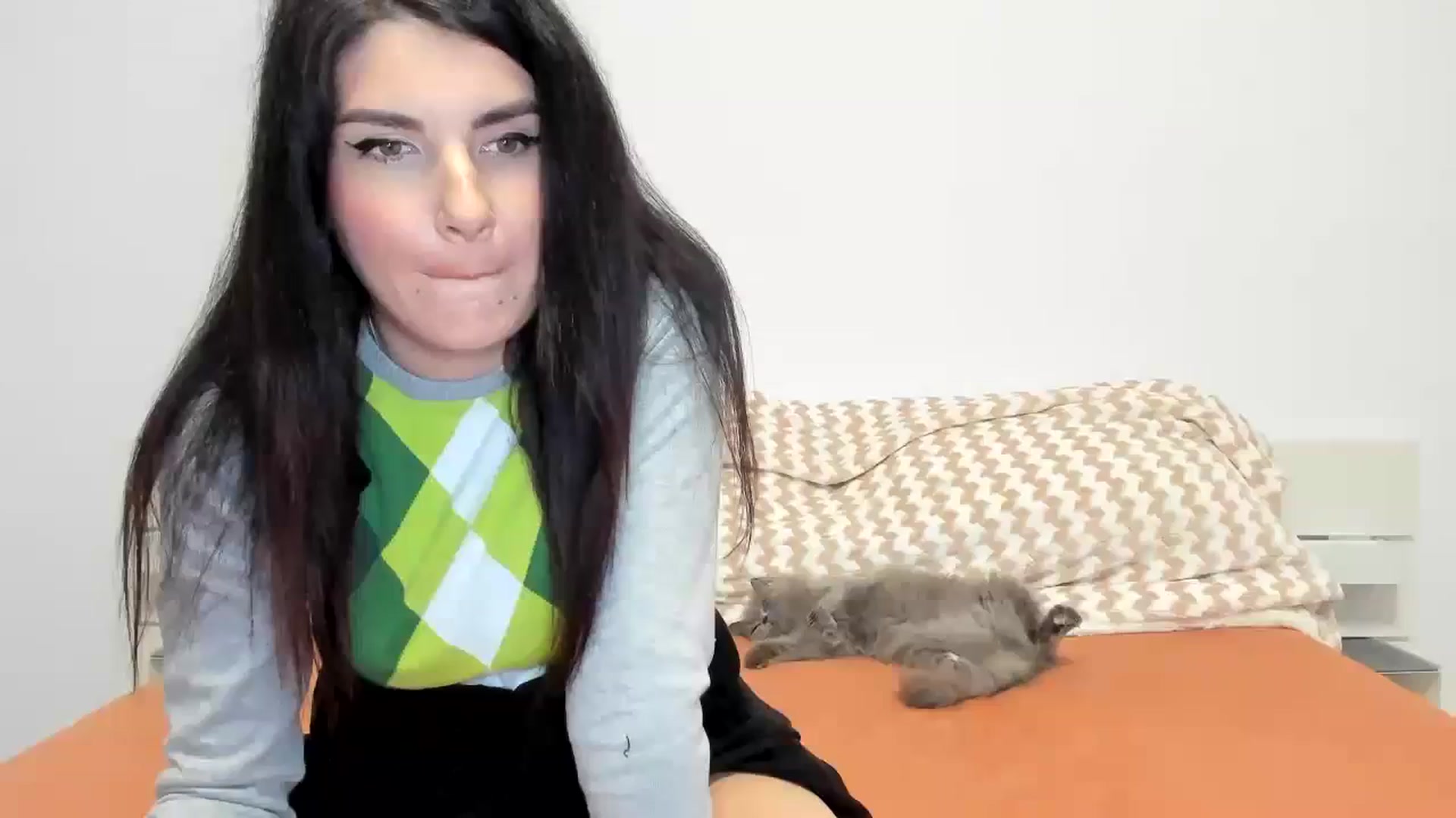 Gallery image thumbnail from SiouxPrincess's myfreecams stream on, 11/18/2023, 23:30 image 19 of 20
