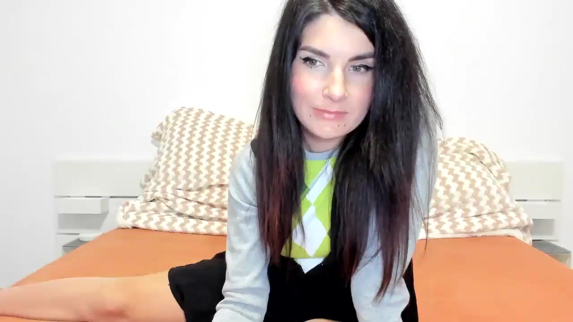 Gallery image thumbnail from SiouxPrincess's myfreecams stream on, 11/18/2023, 23:30 image 12 of 20