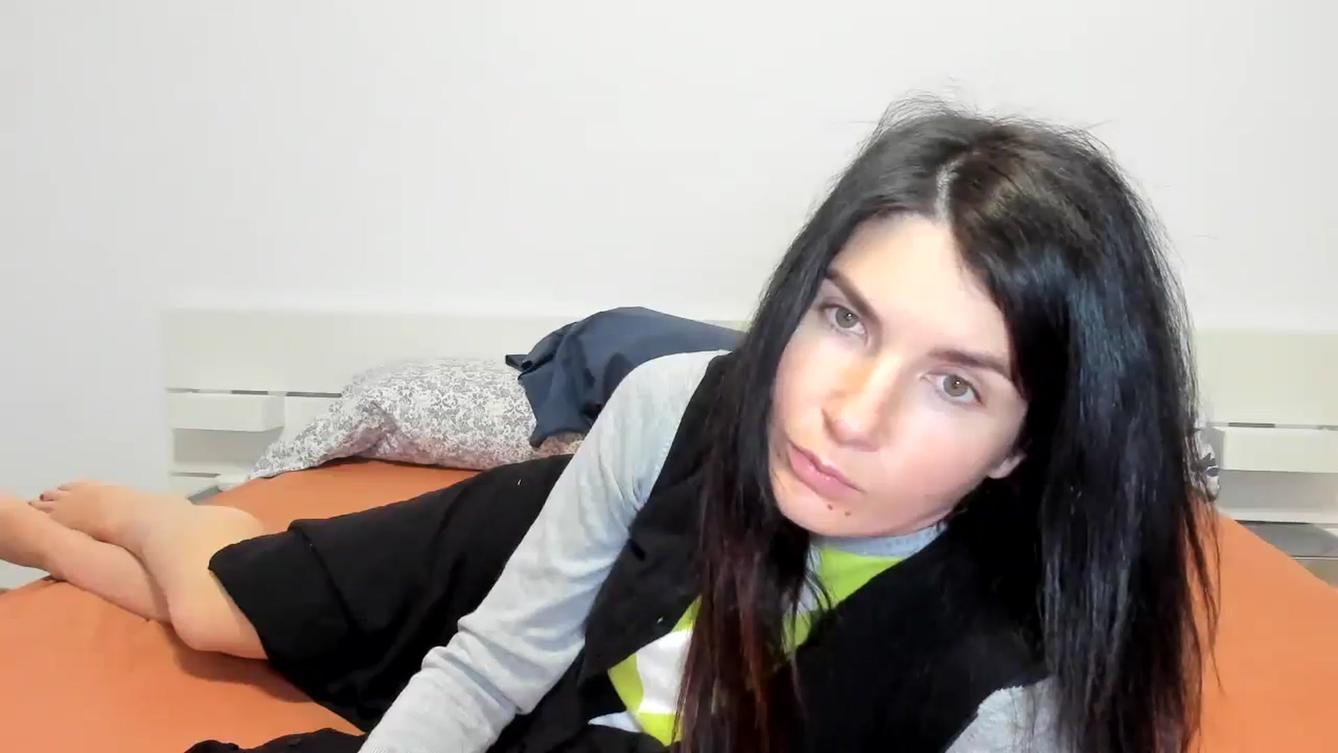 Gallery image thumbnail from SiouxPrincess's myfreecams stream on, 11/19/2023, 23:53 image 18 of 20