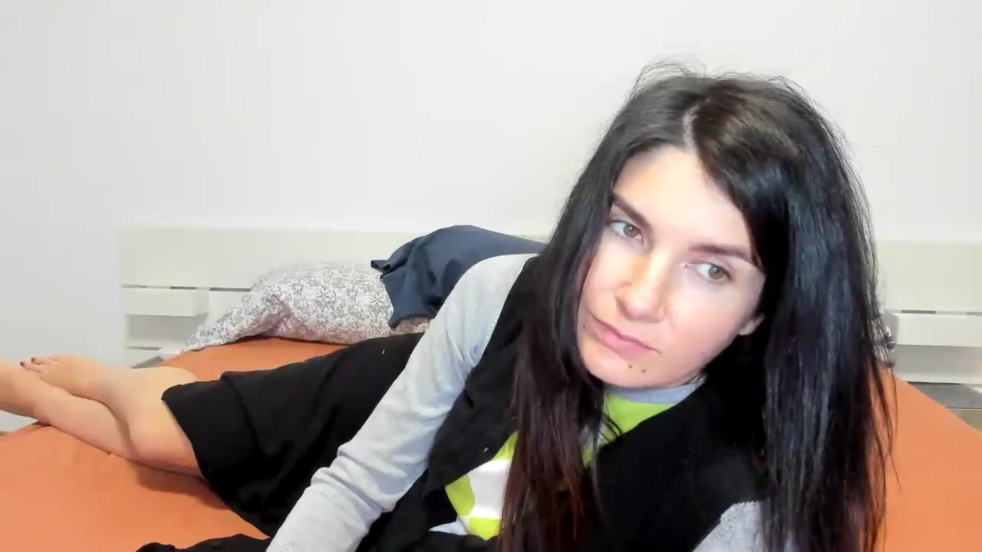 Gallery image thumbnail from SiouxPrincess's myfreecams stream on, 11/19/2023, 23:53 image 14 of 20