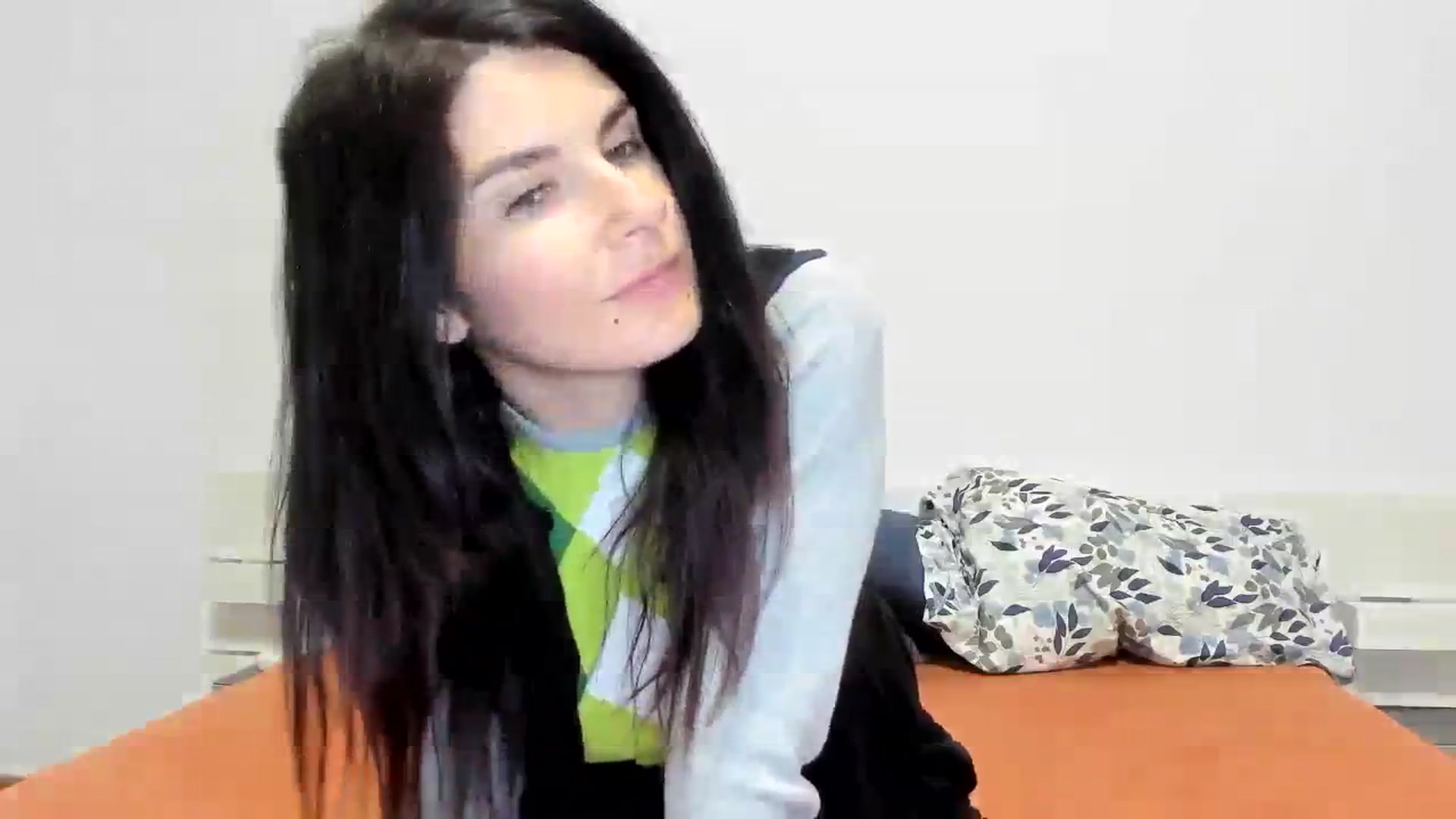Gallery image thumbnail from SiouxPrincess's myfreecams stream on, 11/19/2023, 23:53 image 4 of 20