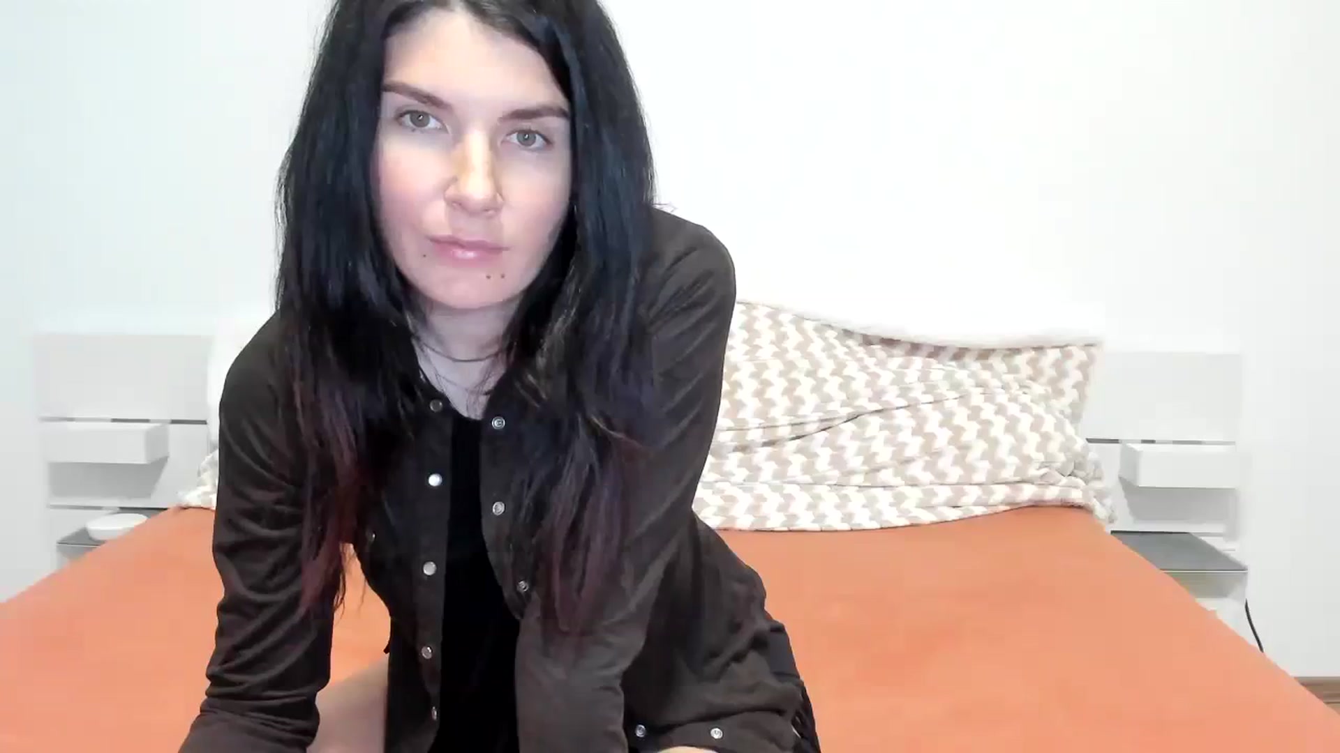 Gallery image thumbnail from SiouxPrincess's myfreecams stream on, 11/20/2023, 22:37 image 19 of 20