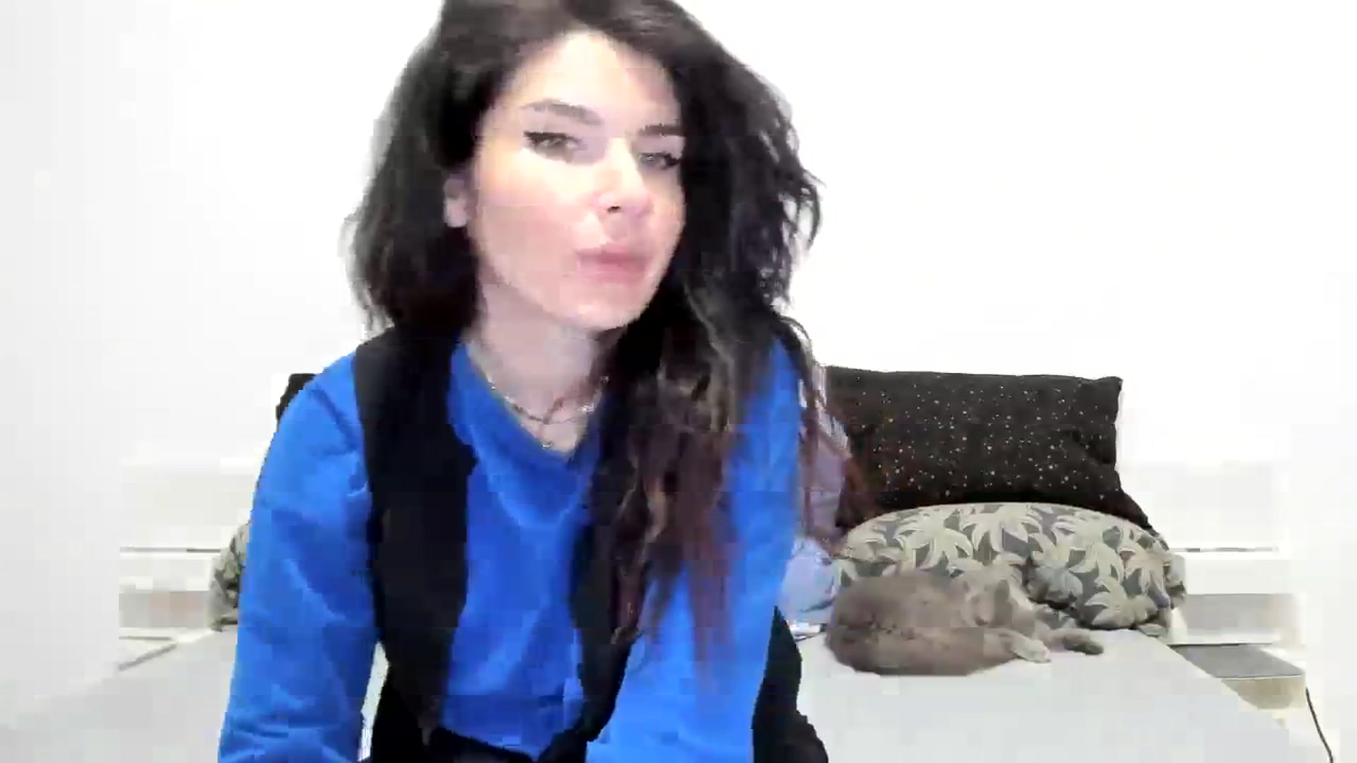 Gallery image thumbnail from SiouxPrincess's myfreecams stream on, 11/22/2023, 23:08 image 5 of 20