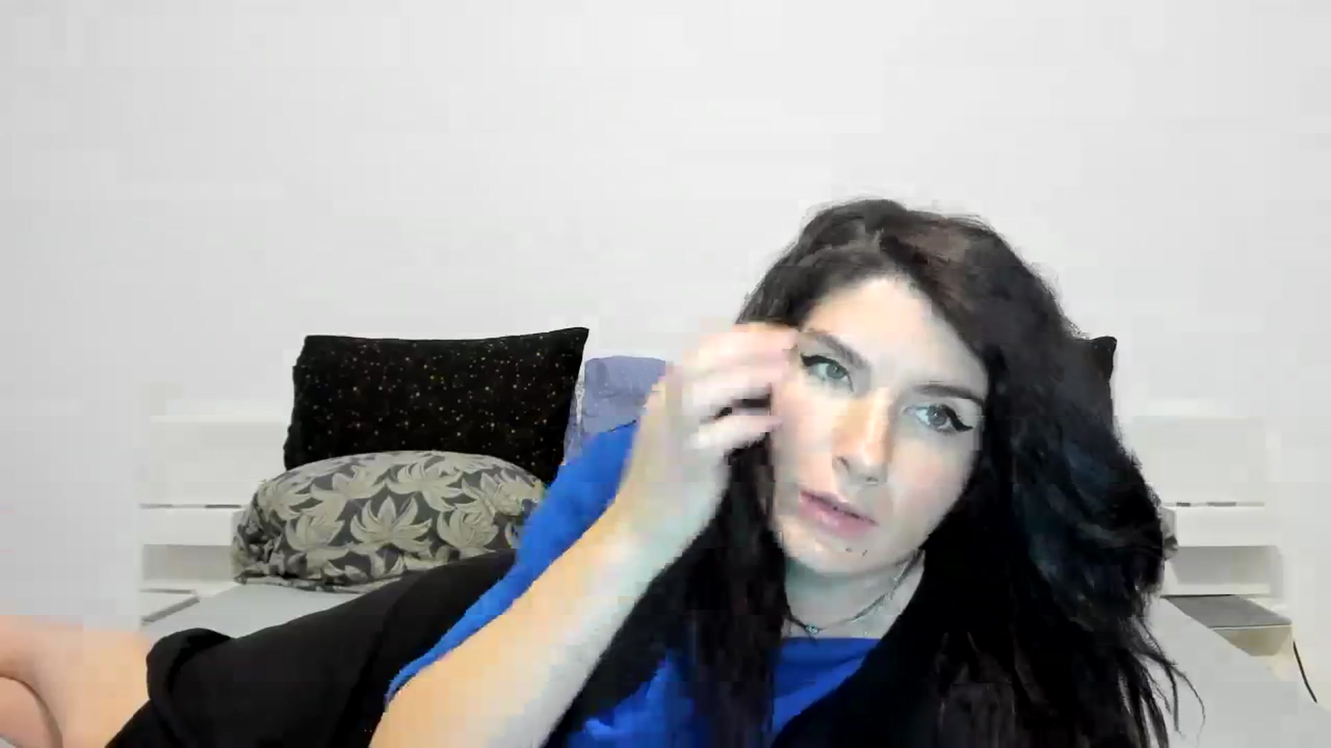 Gallery image thumbnail from SiouxPrincess's myfreecams stream on, 11/22/2023, 23:51 image 8 of 20
