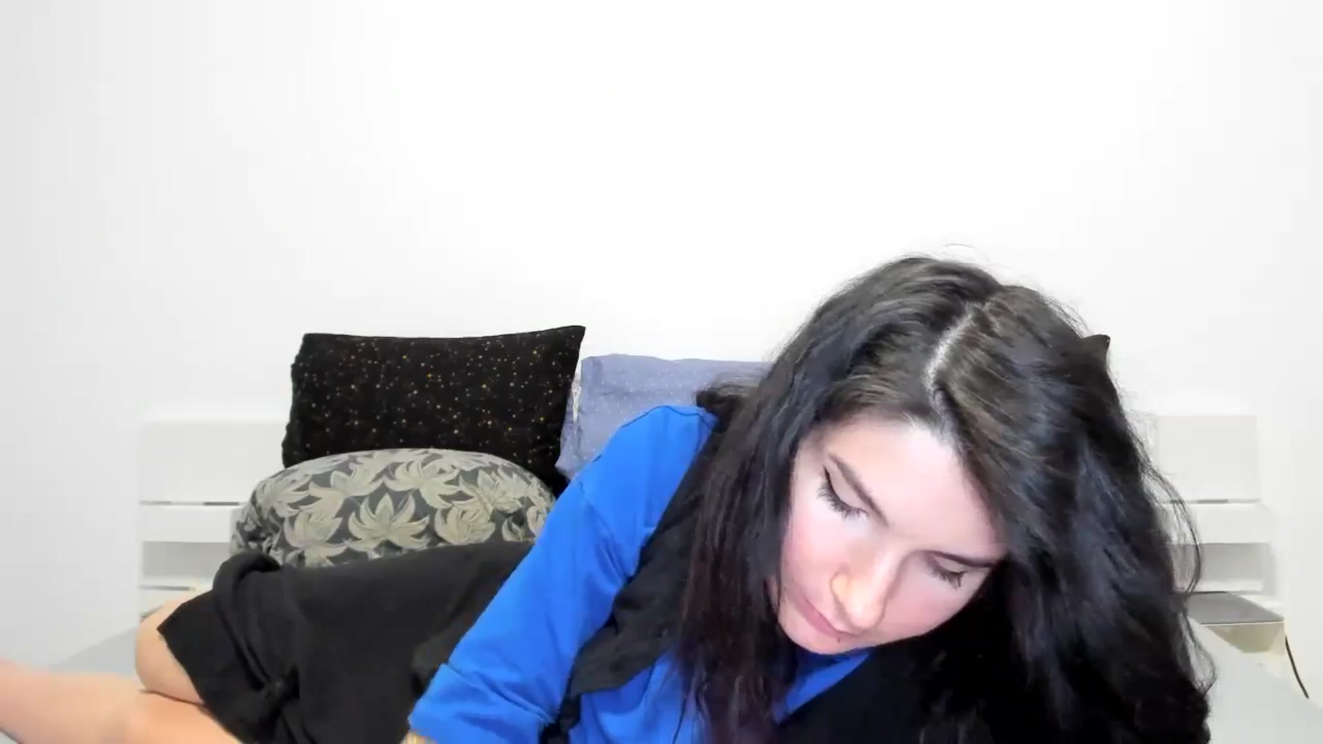 Gallery image thumbnail from SiouxPrincess's myfreecams stream on, 11/22/2023, 23:51 image 4 of 20