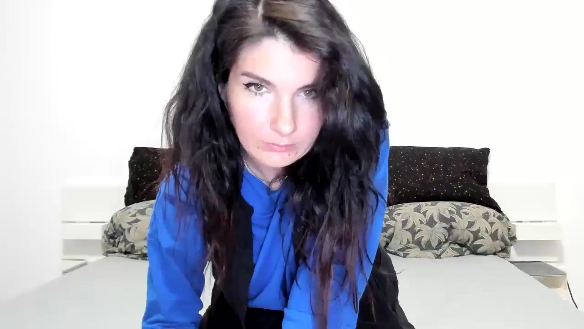 Gallery image thumbnail from SiouxPrincess's myfreecams stream on, 11/22/2023, 23:51 image 2 of 20