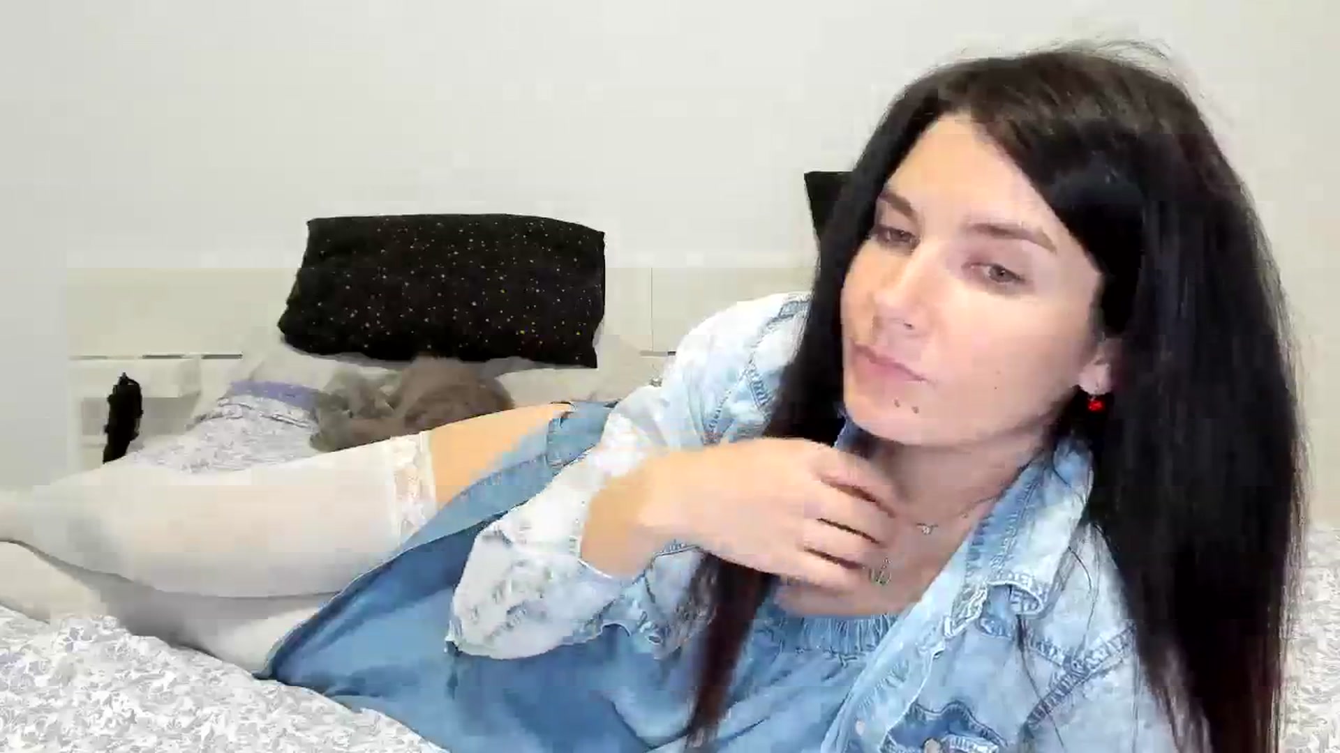 Gallery image thumbnail from SiouxPrincess's myfreecams stream on, 11/24/2023, 21:36 image 5 of 20