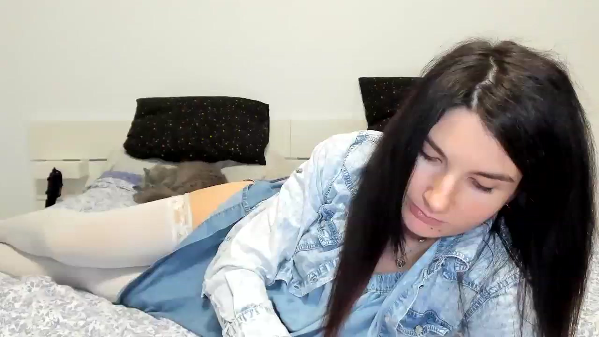 Gallery image thumbnail from SiouxPrincess's myfreecams stream on, 11/24/2023, 21:36 image 4 of 20