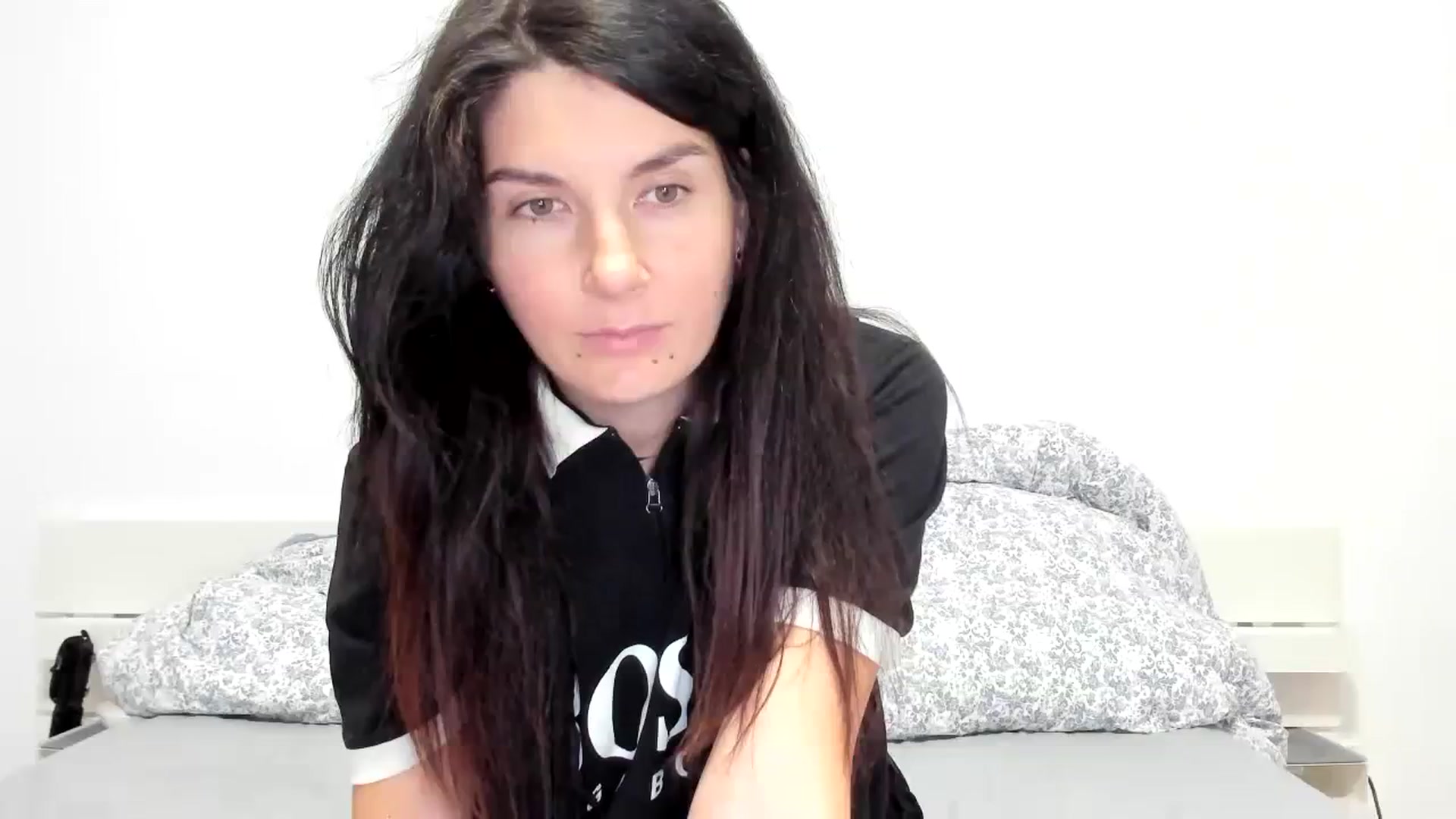 Gallery image thumbnail from SiouxPrincess's myfreecams stream on, 11/25/2023, 23:55 image 9 of 20