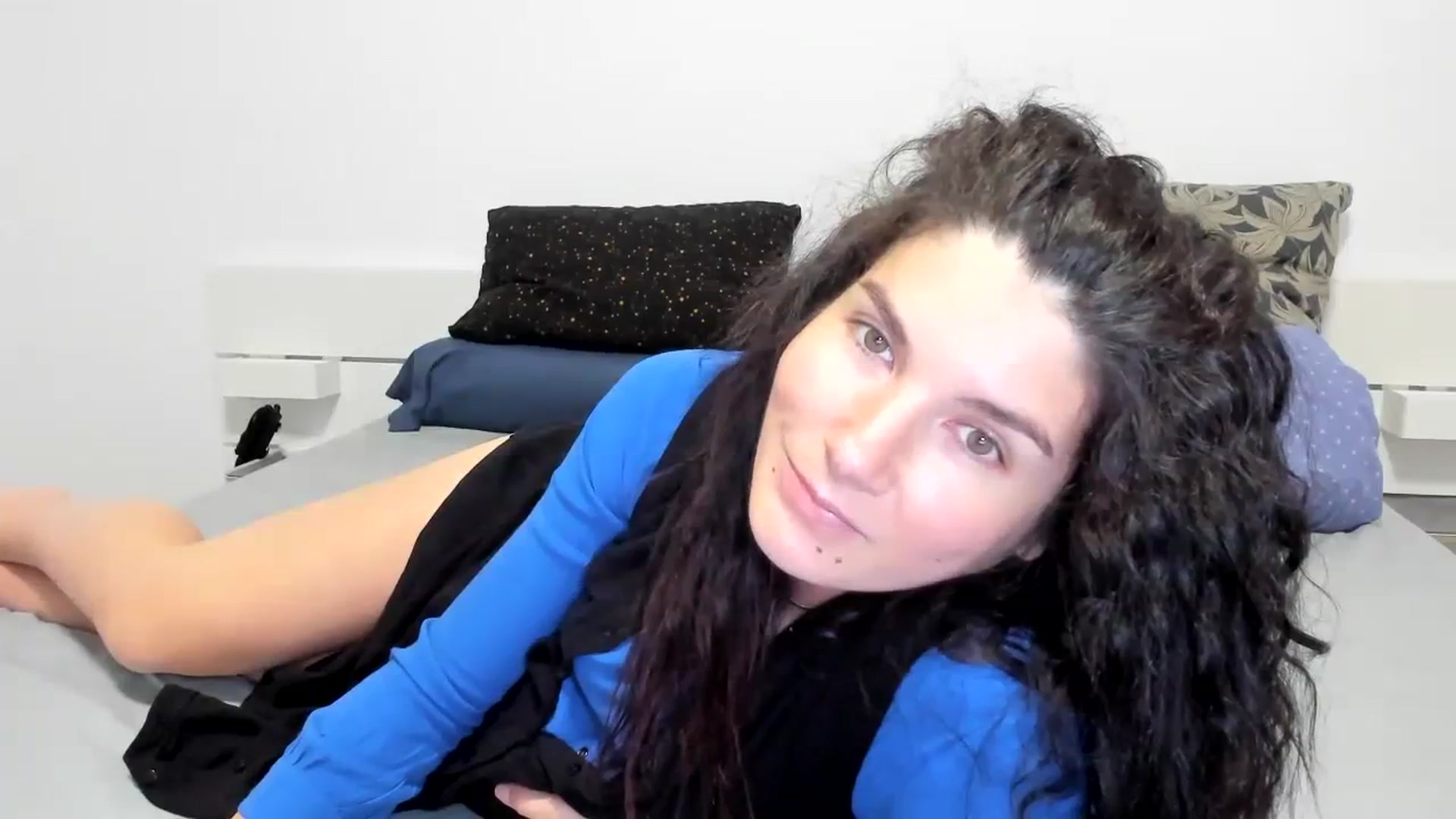 Gallery image thumbnail from SiouxPrincess's myfreecams stream on, 11/26/2023, 22:36 image 15 of 20