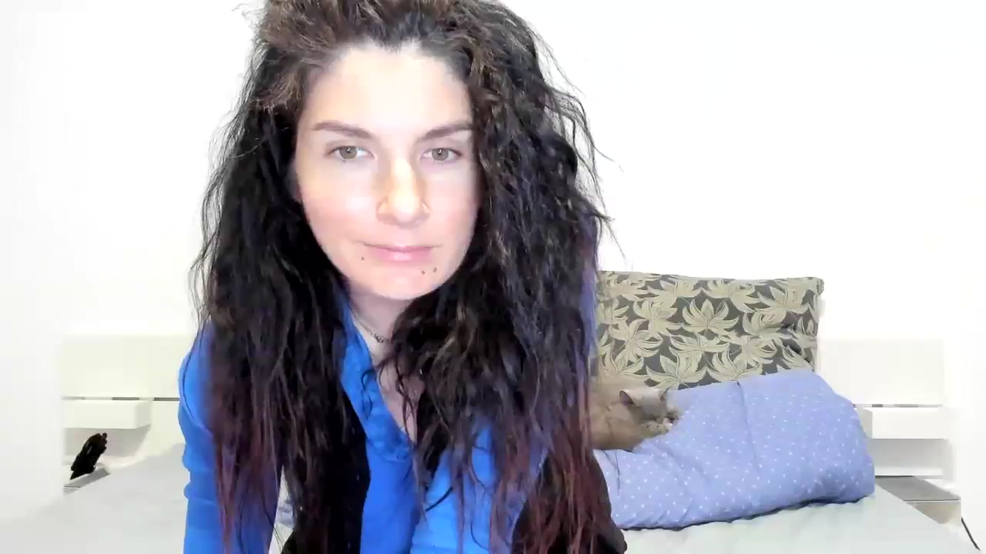 Gallery image thumbnail from SiouxPrincess's myfreecams stream on, 11/26/2023, 23:41 image 11 of 20