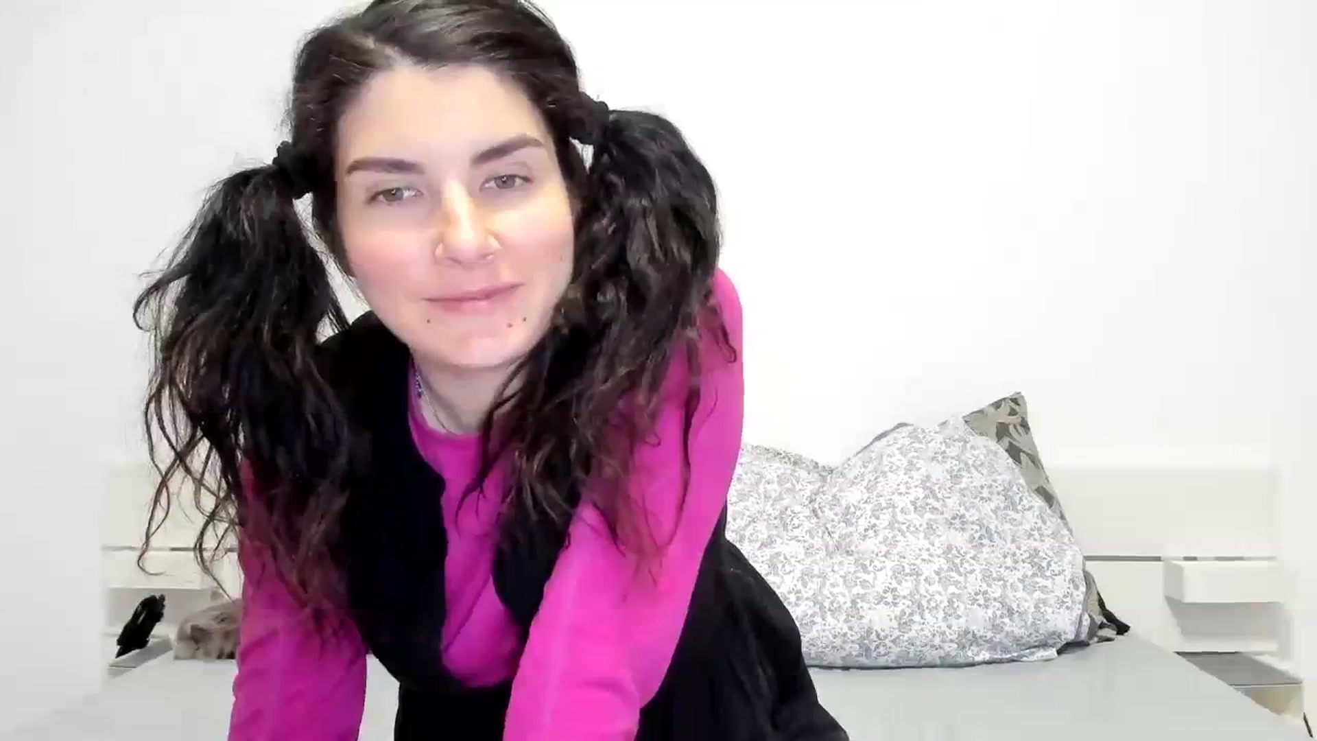 Gallery image thumbnail from SiouxPrincess's myfreecams stream on, 11/28/2023, 22:41 image 11 of 20