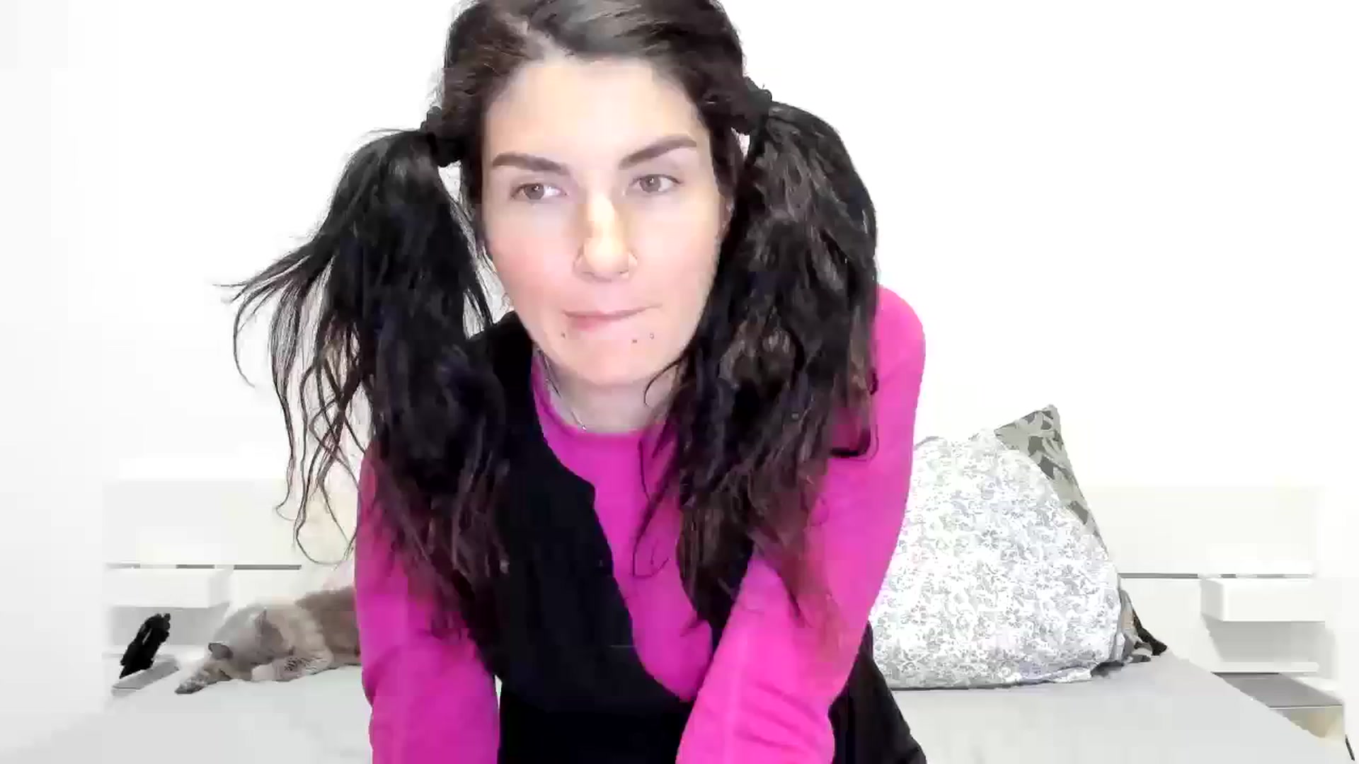Gallery image thumbnail from SiouxPrincess's myfreecams stream on, 11/28/2023, 22:41 image 17 of 20