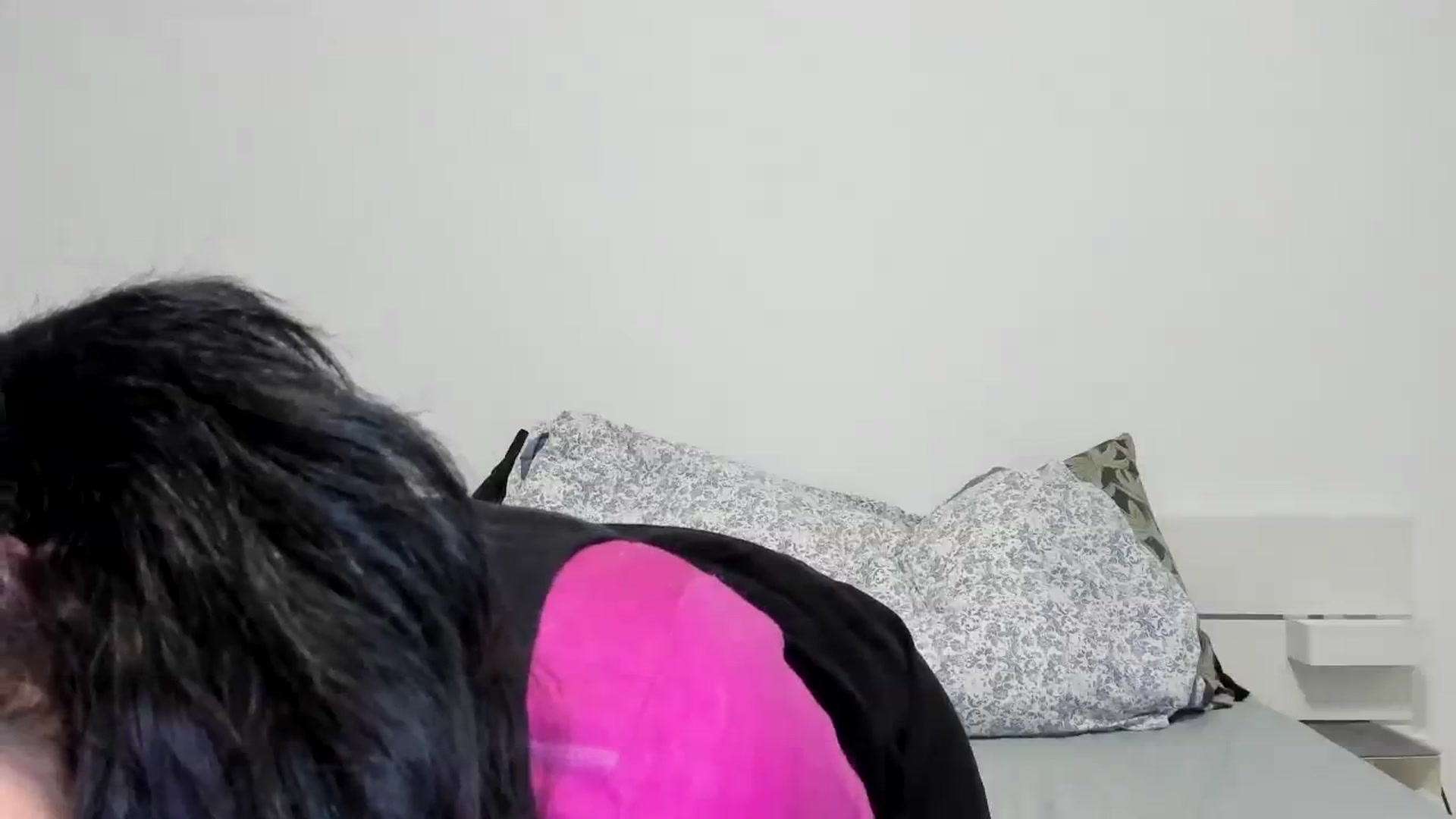 Gallery image thumbnail from SiouxPrincess's myfreecams stream on, 11/28/2023, 22:41 image 12 of 20