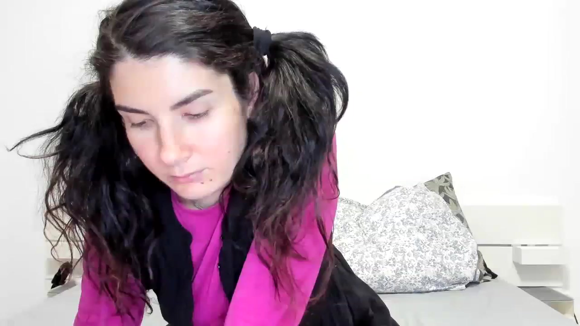 Gallery image thumbnail from SiouxPrincess's myfreecams stream on, 11/28/2023, 22:41 image 2 of 20