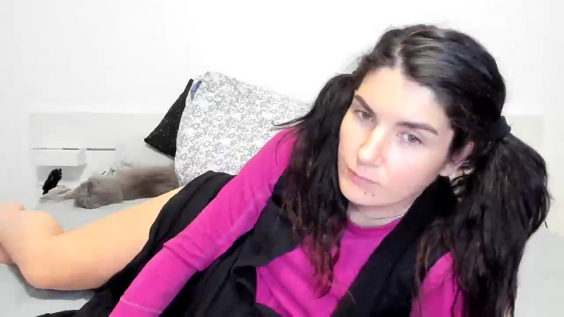 Gallery image thumbnail from SiouxPrincess's myfreecams stream on, 11/28/2023, 23:28 image 5 of 20