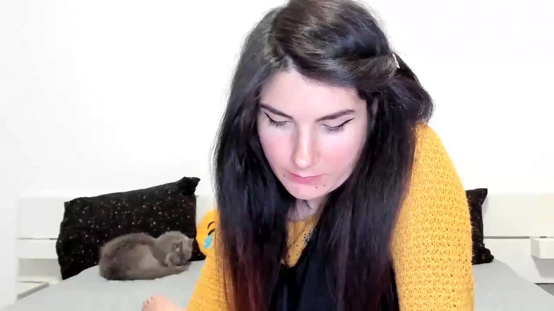 Gallery image thumbnail from SiouxPrincess's myfreecams stream on, 11/29/2023, 23:27 image 6 of 20