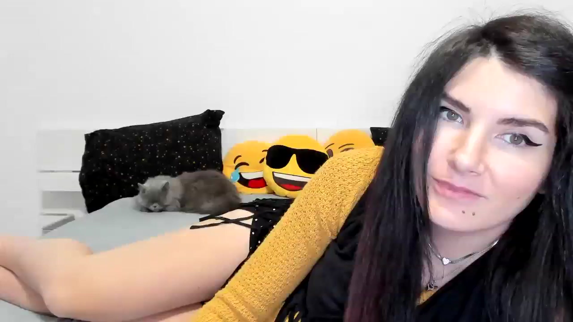 Gallery image thumbnail from SiouxPrincess's myfreecams stream on, 11/29/2023, 23:27 image 20 of 20