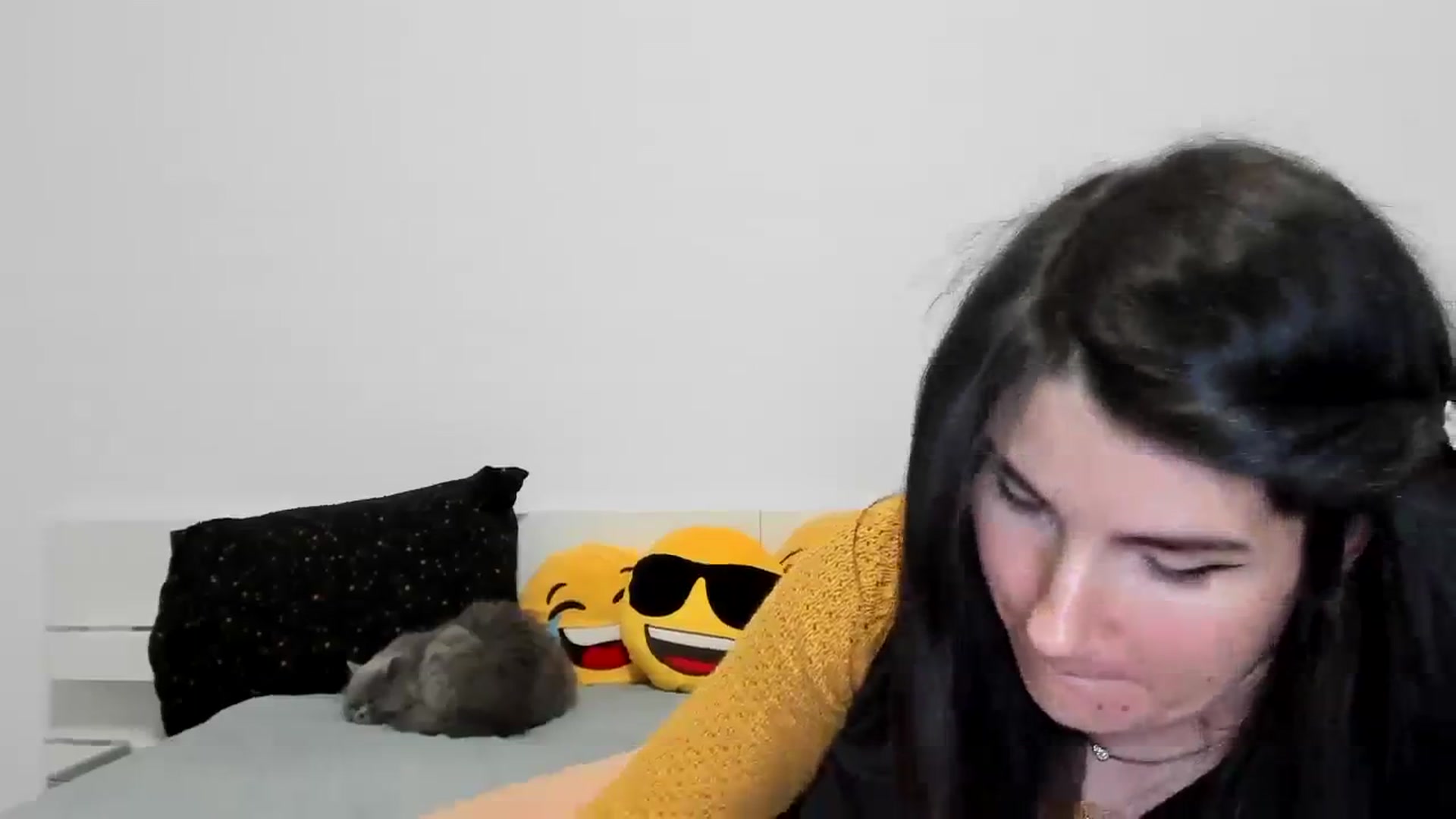 Gallery image thumbnail from SiouxPrincess's myfreecams stream on, 11/29/2023, 23:27 image 7 of 20
