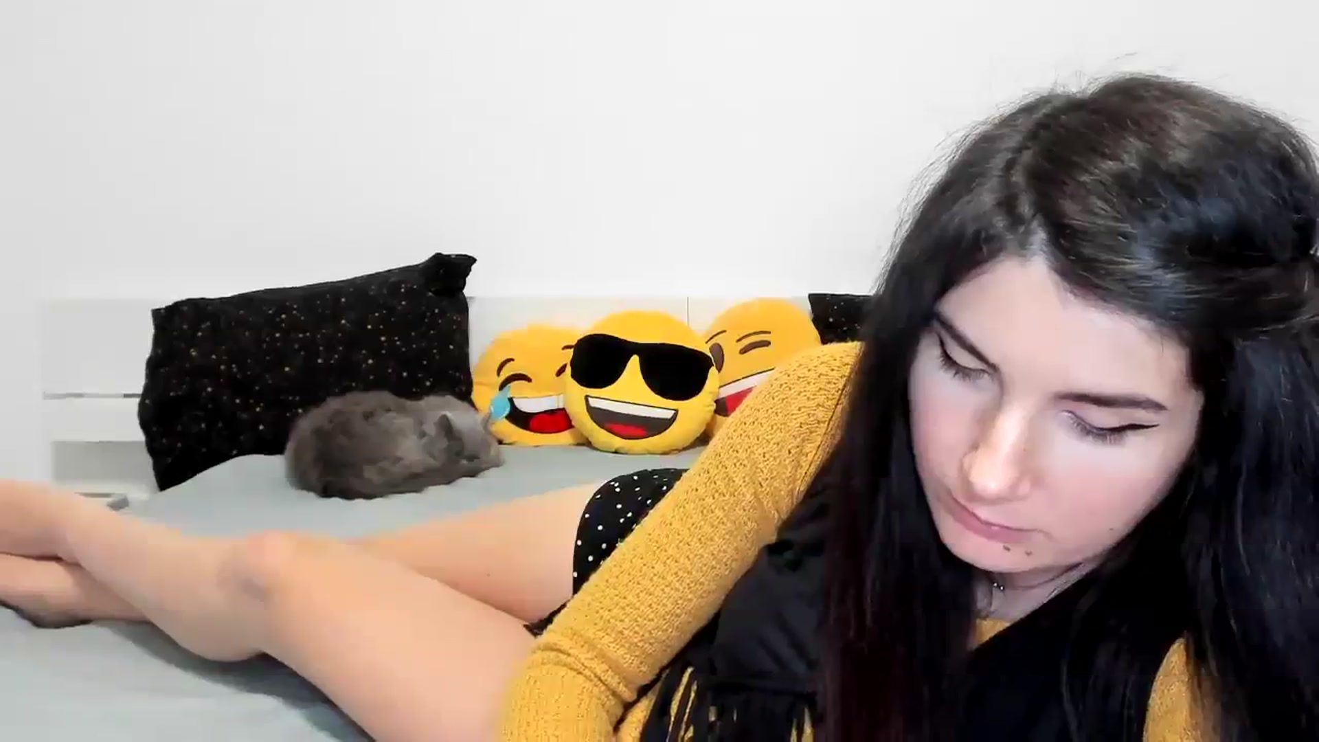 Gallery image thumbnail from SiouxPrincess's myfreecams stream on, 11/29/2023, 23:27 image 13 of 20