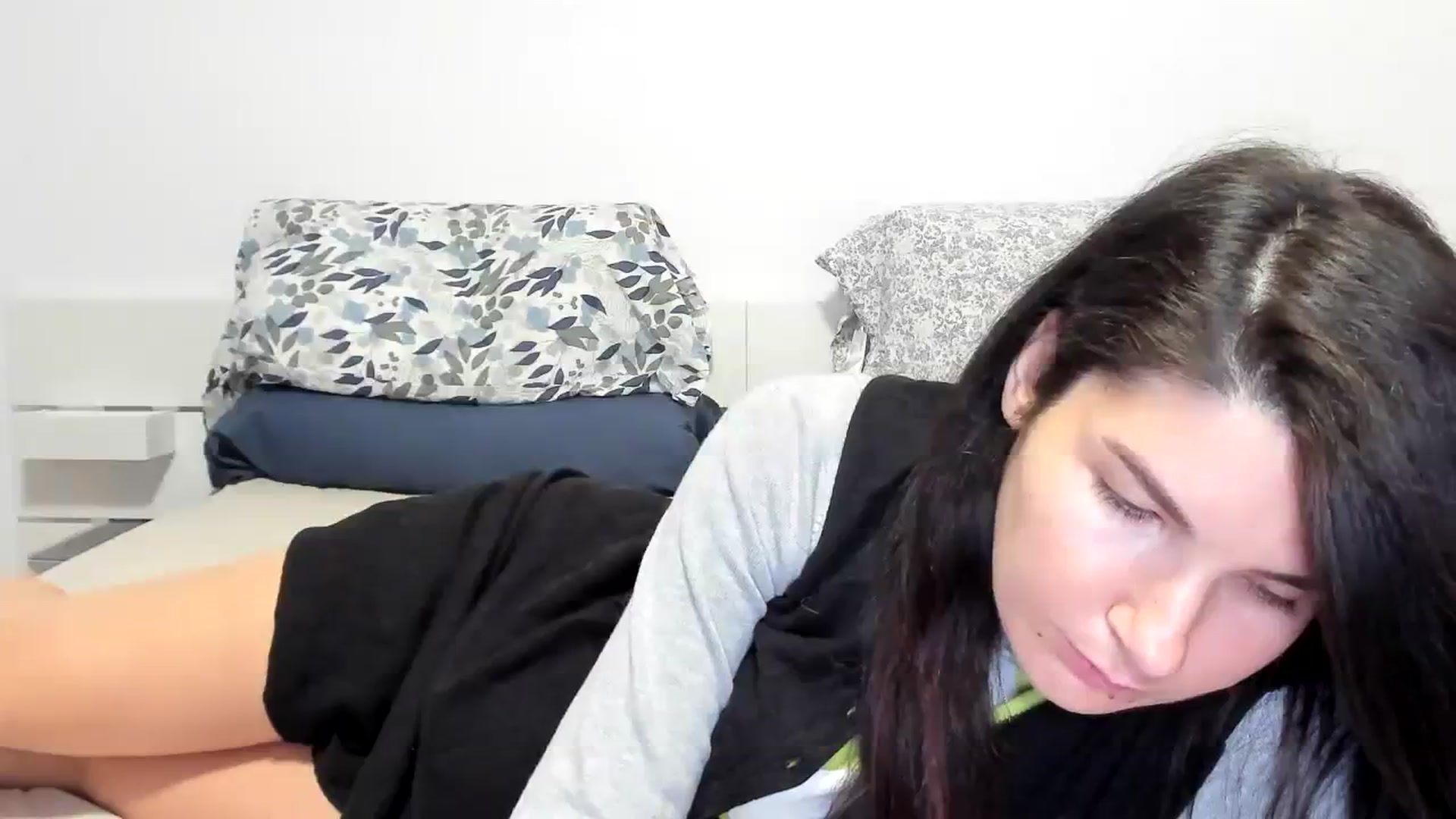 Gallery image thumbnail from SiouxPrincess's myfreecams stream on, 11/30/2023, 23:56 image 8 of 20