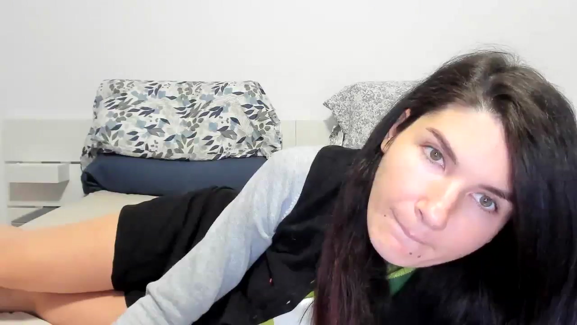 Gallery image thumbnail from SiouxPrincess's myfreecams stream on, 11/30/2023, 23:56 image 4 of 20
