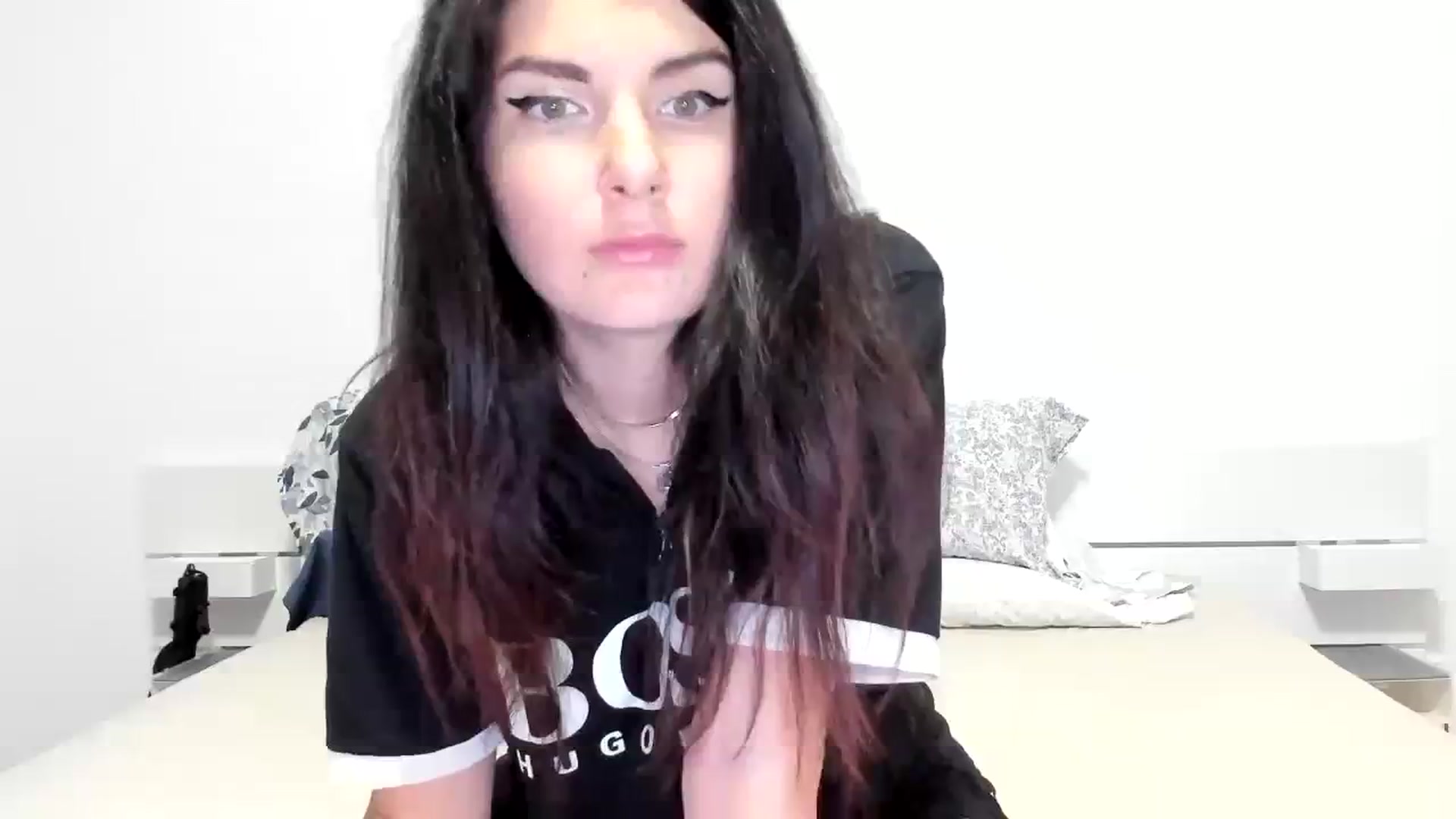 Gallery image thumbnail from SiouxPrincess's myfreecams stream on, 12/01/2023, 23:22 image 10 of 20