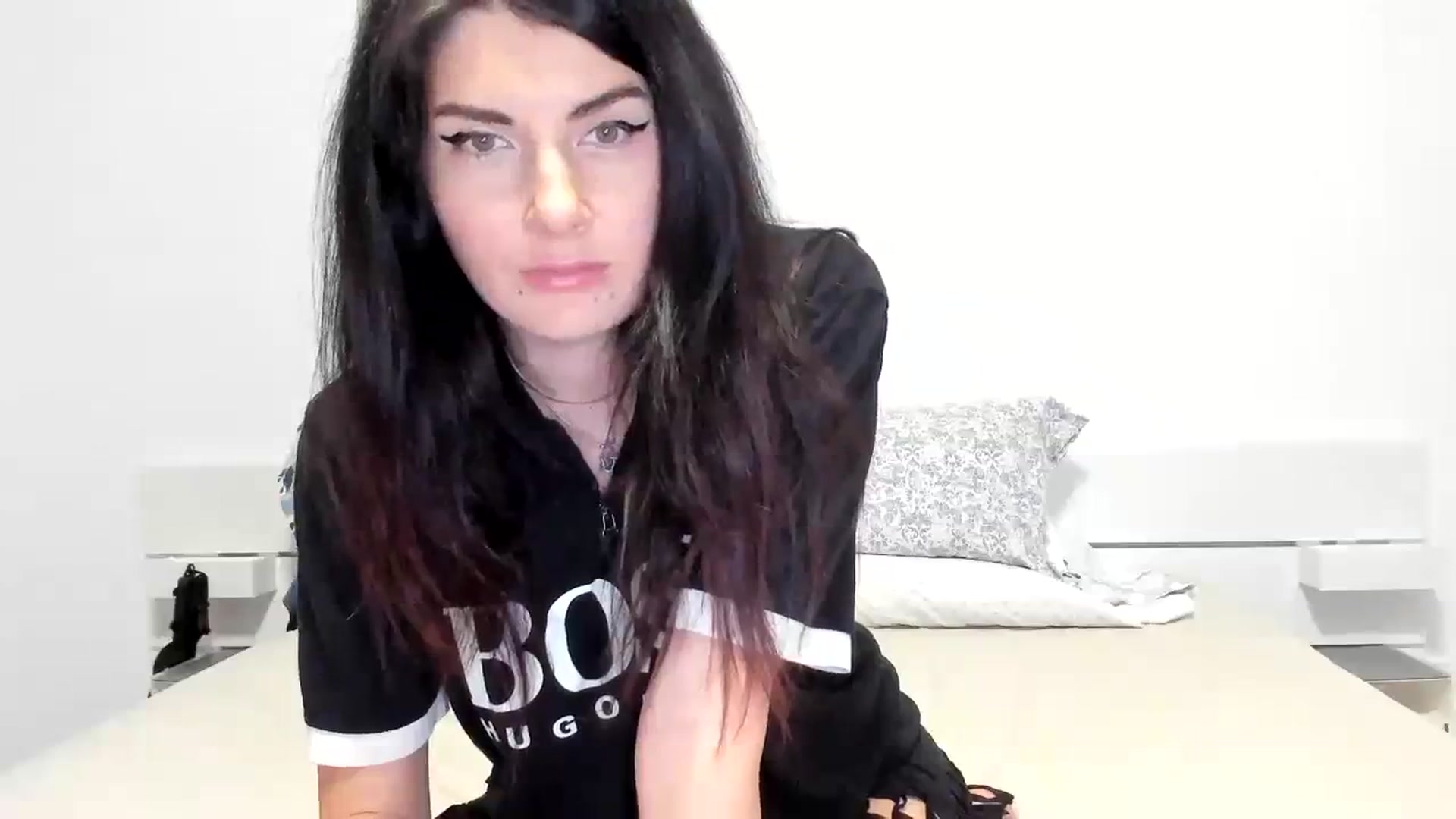 Gallery image thumbnail from SiouxPrincess's myfreecams stream on, 12/01/2023, 23:22 image 11 of 20