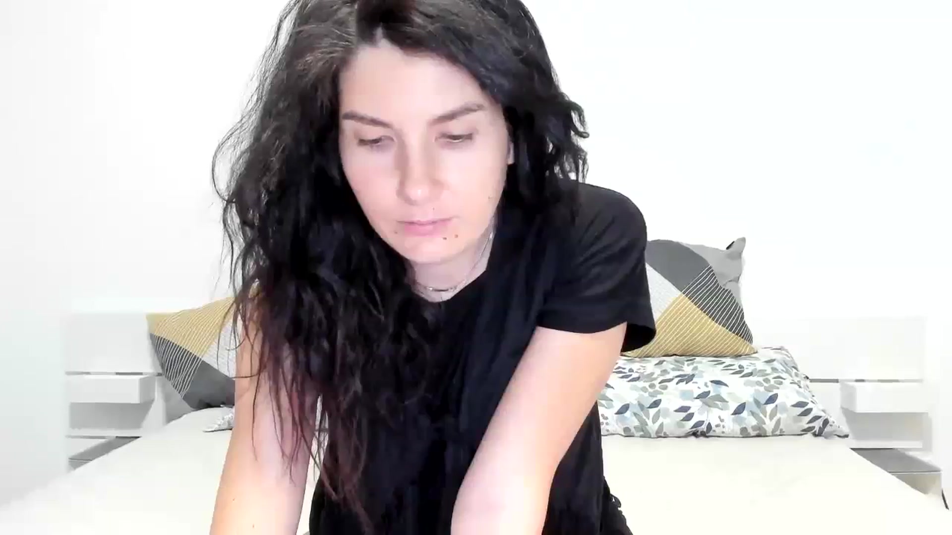 Gallery image thumbnail from SiouxPrincess's myfreecams stream on, 12/04/2023, 23:56 image 11 of 20