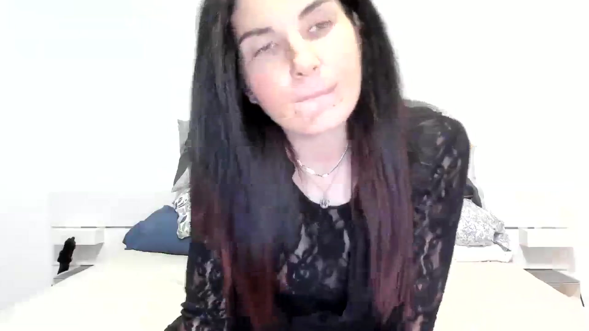 Gallery image thumbnail from SiouxPrincess's myfreecams stream on, 12/06/2023, 24:03 image 18 of 20