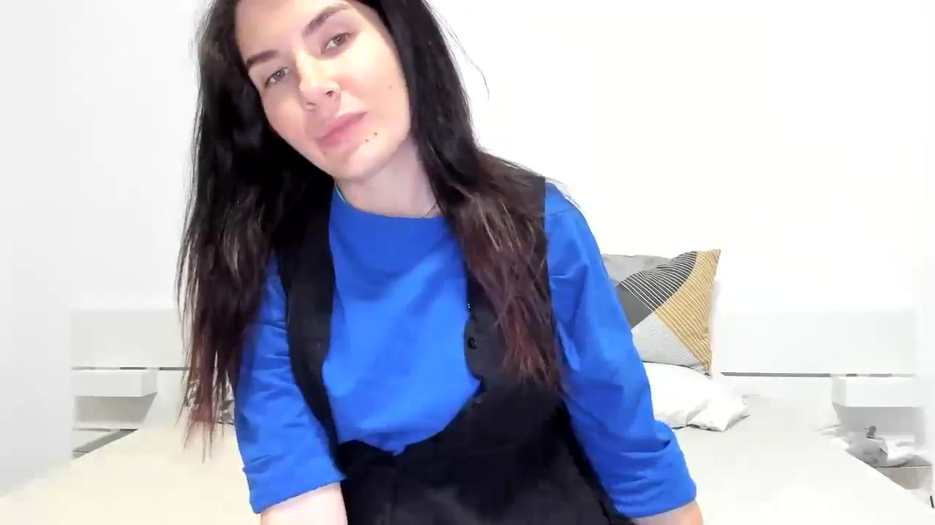 Gallery image thumbnail from SiouxPrincess's myfreecams stream on, 12/07/2023, 24:25 image 2 of 20