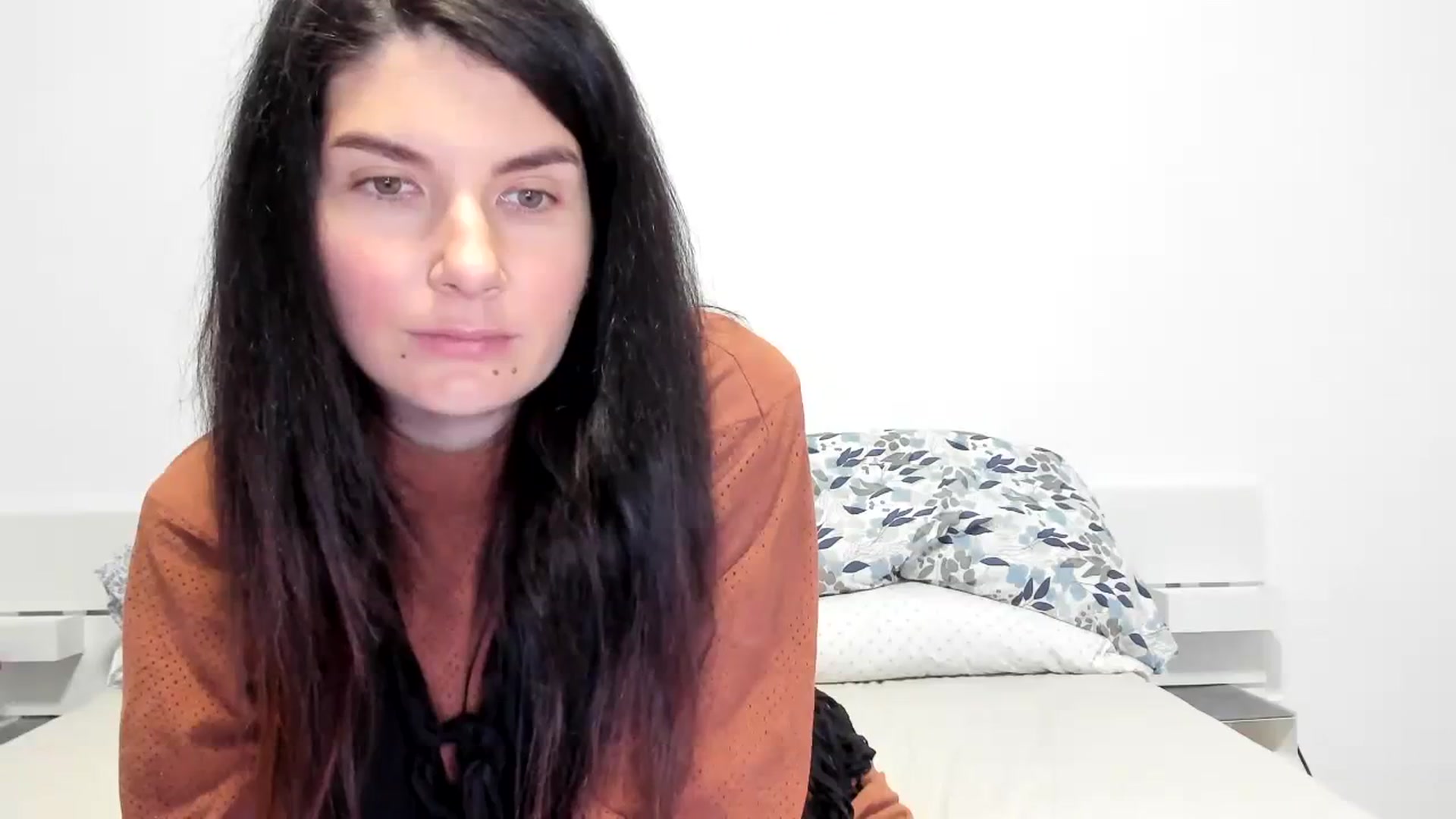 Gallery image thumbnail from SiouxPrincess's myfreecams stream on, 12/07/2023, 23:45 image 16 of 20