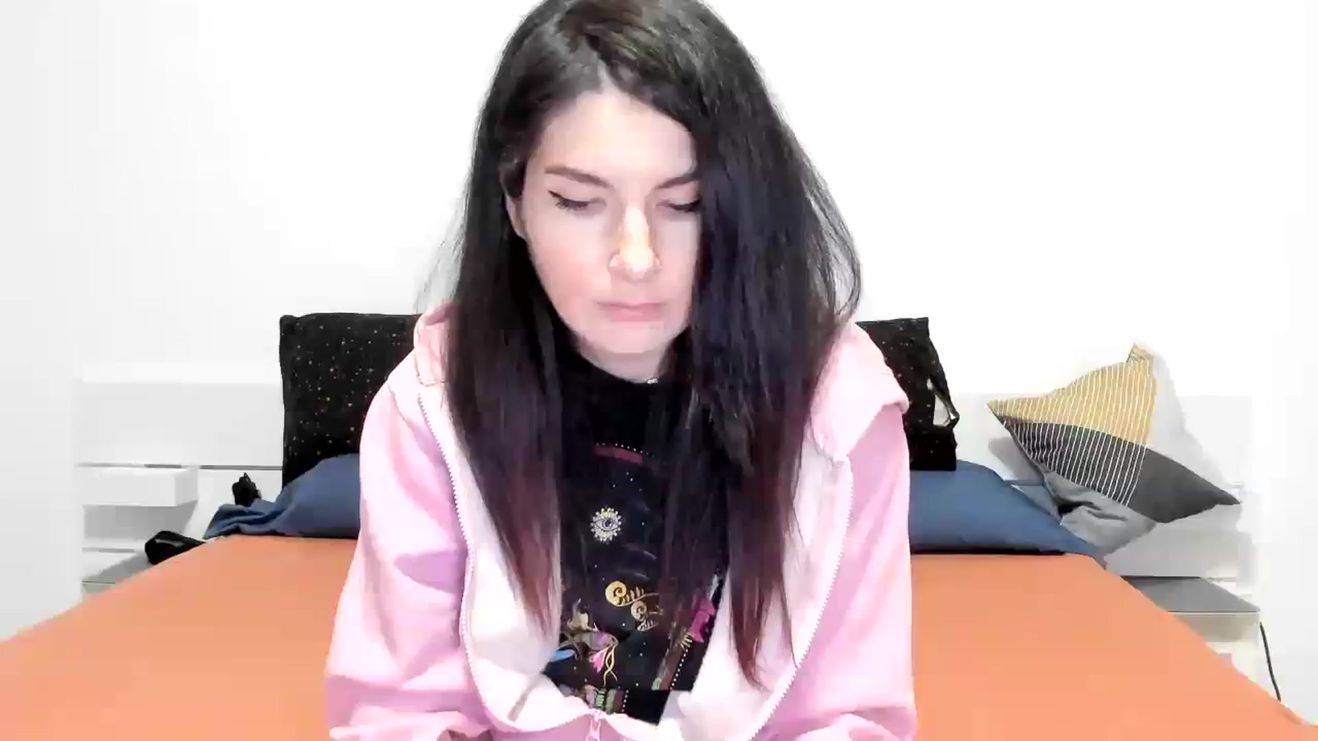 Gallery image thumbnail from SiouxPrincess's myfreecams stream on, 12/09/2023, 24:14 image 15 of 20
