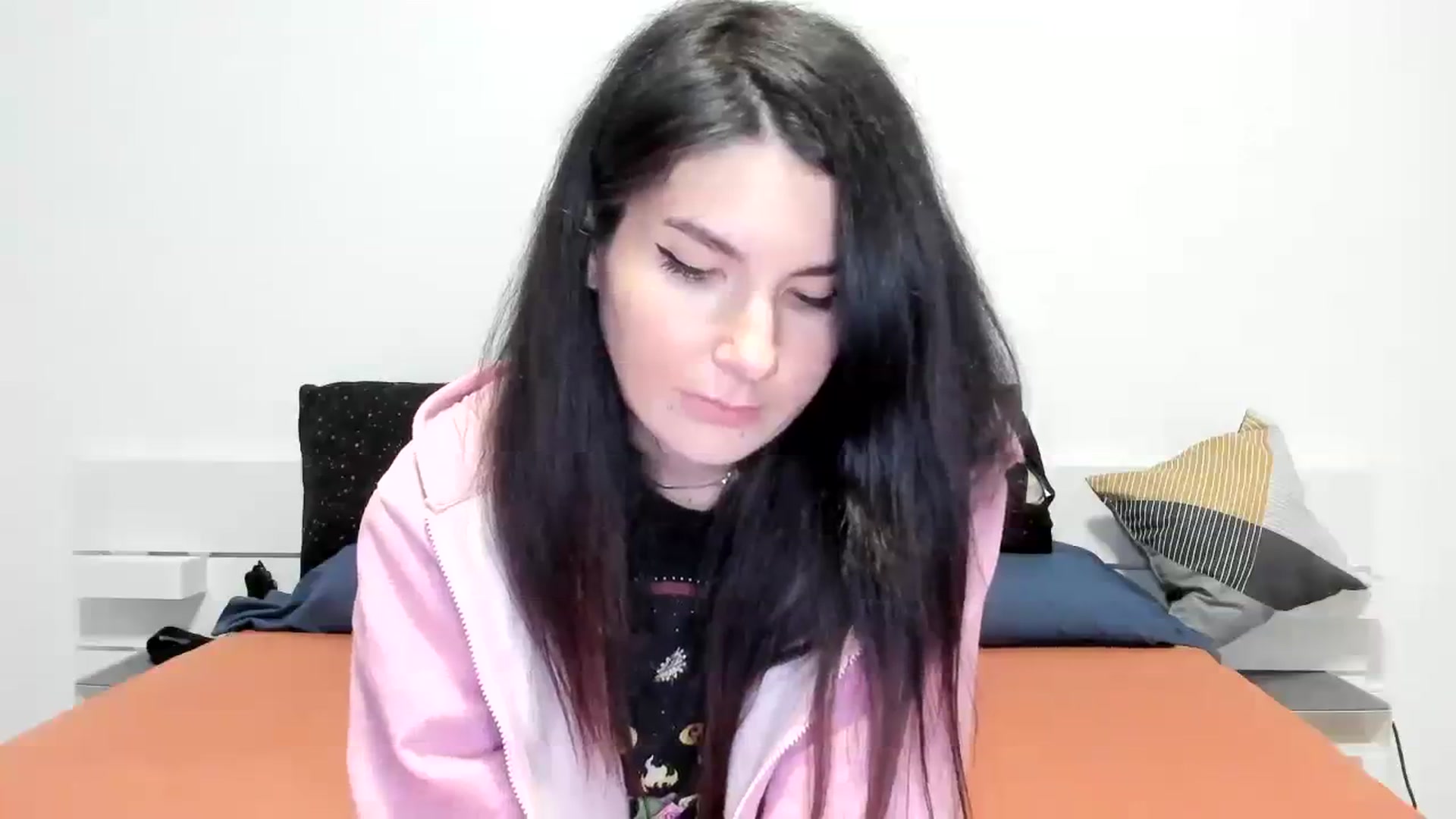 Gallery image thumbnail from SiouxPrincess's myfreecams stream on, 12/09/2023, 24:14 image 20 of 20