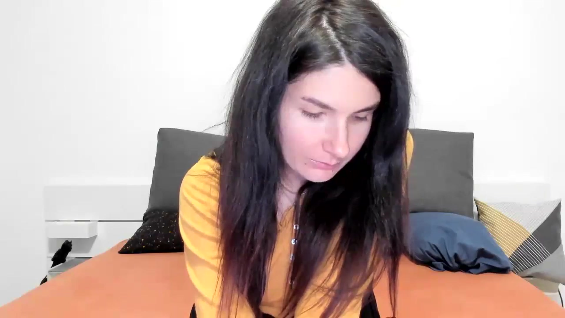 Gallery image thumbnail from SiouxPrincess's myfreecams stream on, 12/10/2023, 24:02 image 6 of 20