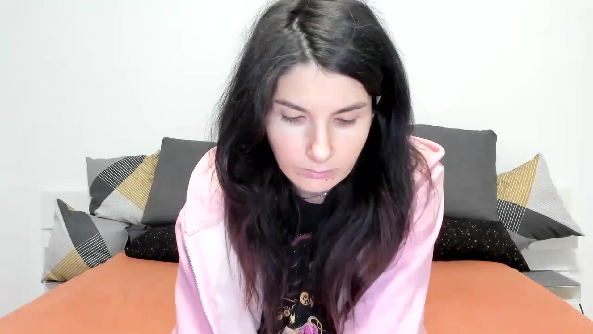 Gallery image thumbnail from SiouxPrincess's myfreecams stream on, 12/11/2023, 24:05 image 1 of 20