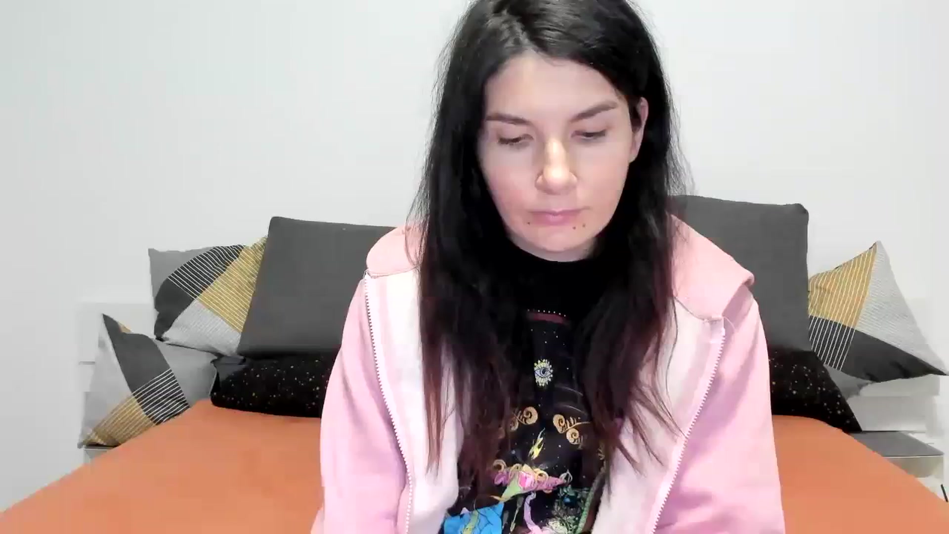 Gallery image thumbnail from SiouxPrincess's myfreecams stream on, 12/11/2023, 24:05 image 13 of 20