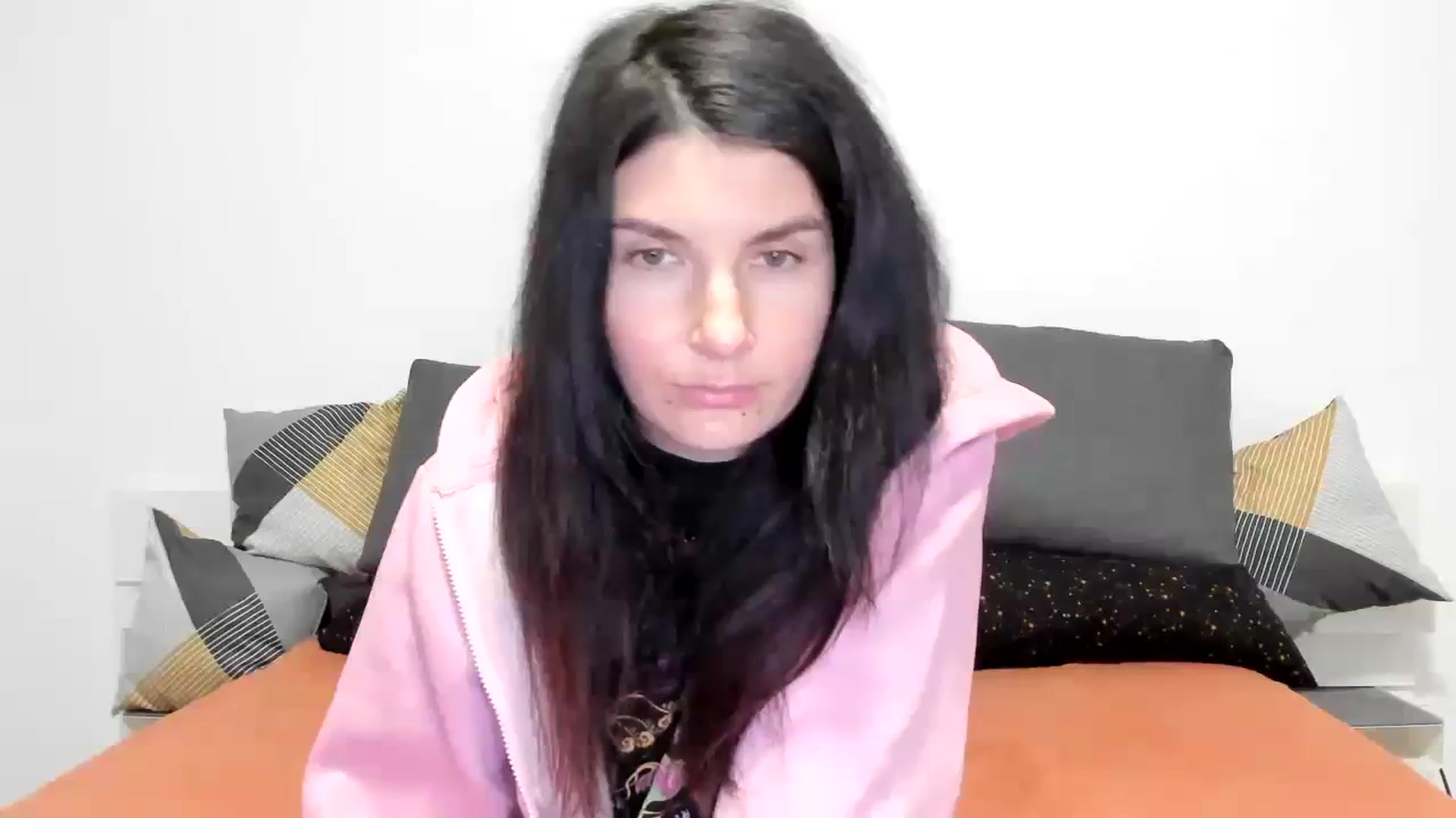 Gallery image thumbnail from SiouxPrincess's myfreecams stream on, 12/11/2023, 24:05 image 18 of 20
