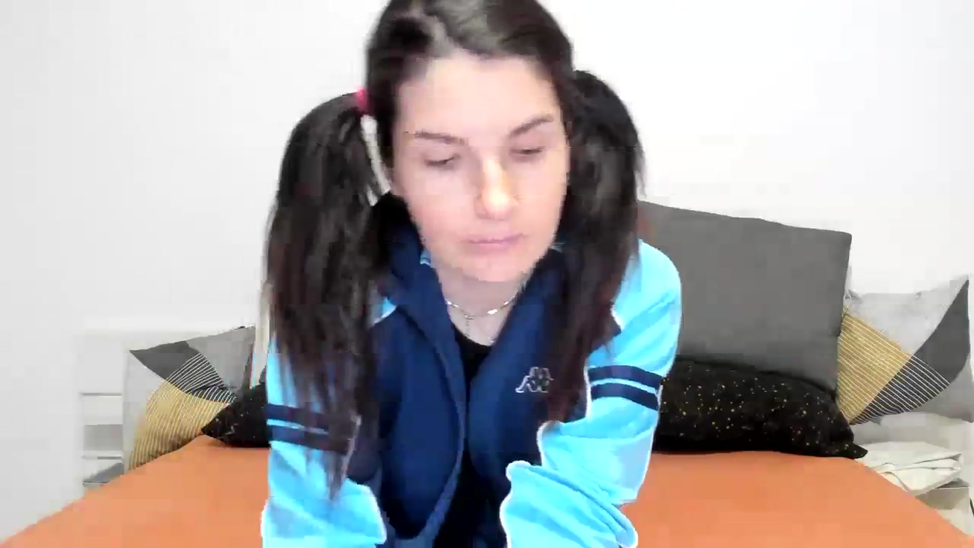 Gallery image thumbnail from SiouxPrincess's myfreecams stream on, 12/11/2023, 22:26 image 9 of 20