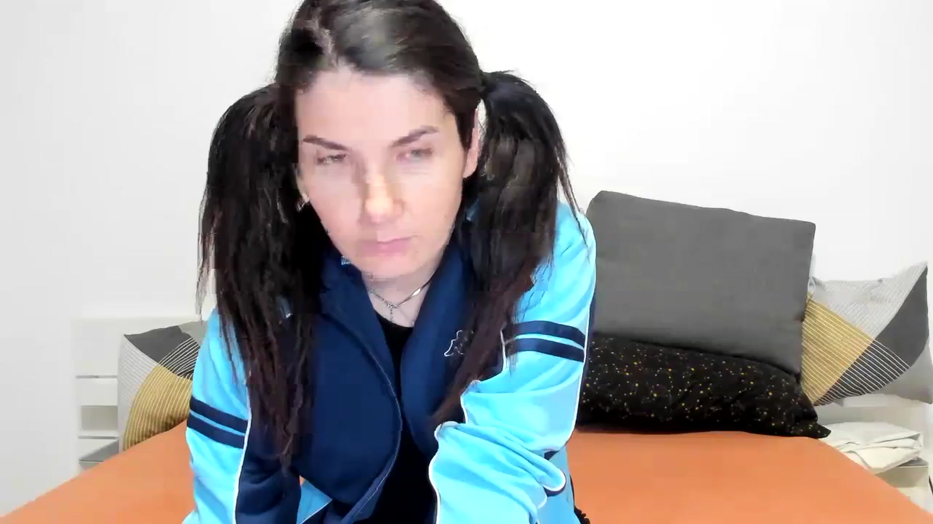 Gallery image thumbnail from SiouxPrincess's myfreecams stream on, 12/11/2023, 22:26 image 4 of 20